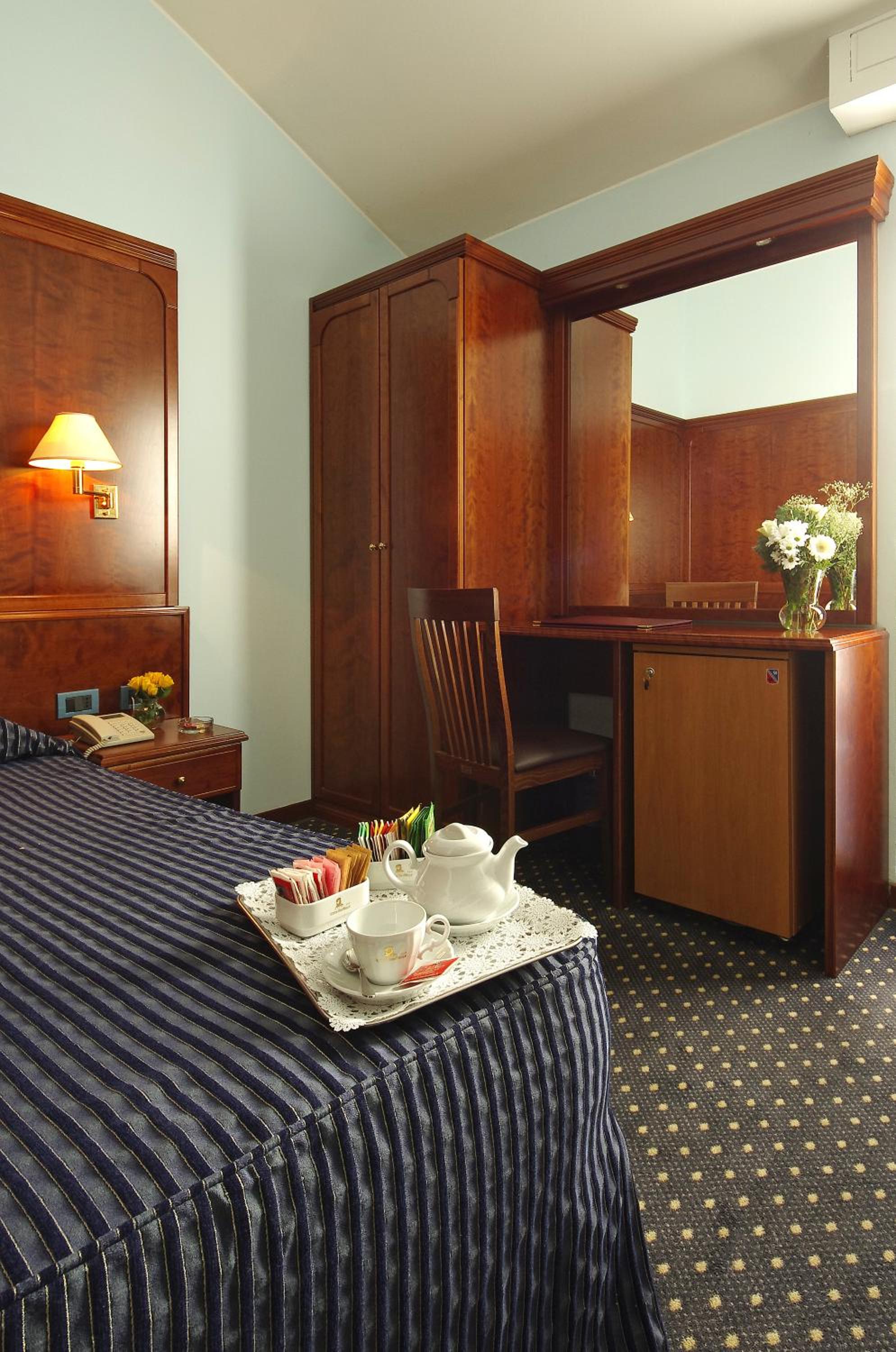 Single Room photo 3