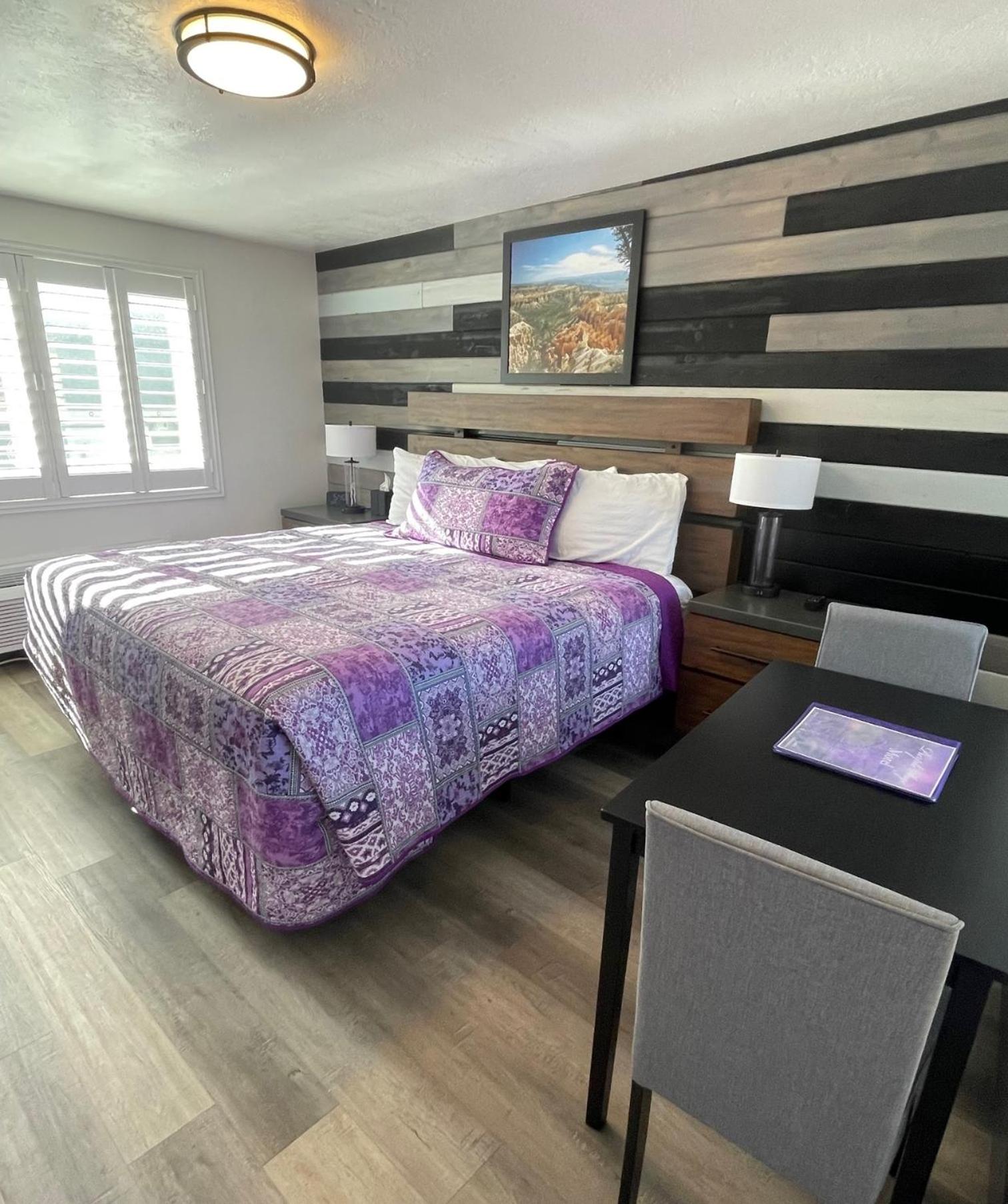 Family Room photo 1