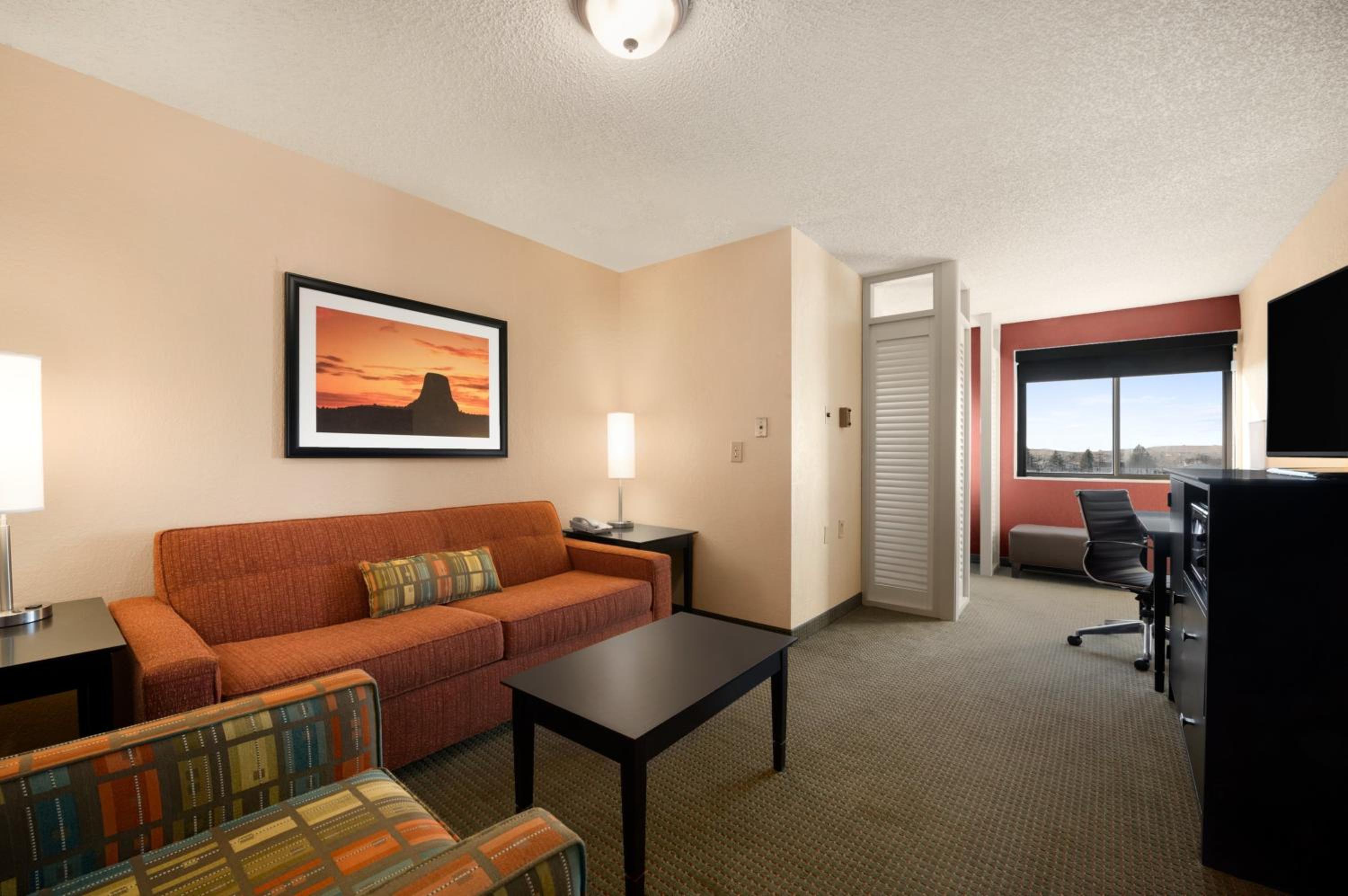 King Suite with Sofa Bed - Photo 8
