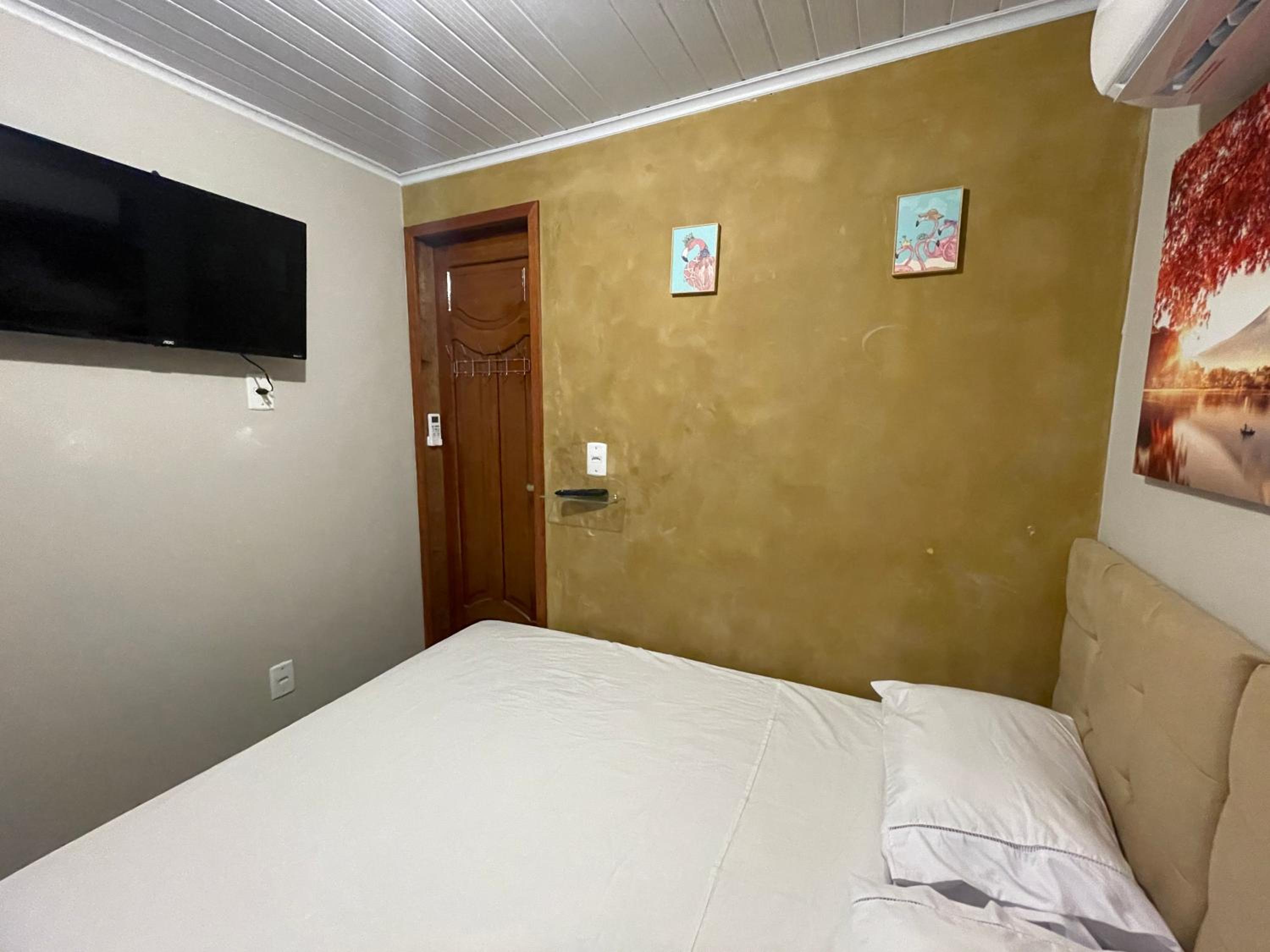 Double Room with Private Bathroom photo 2