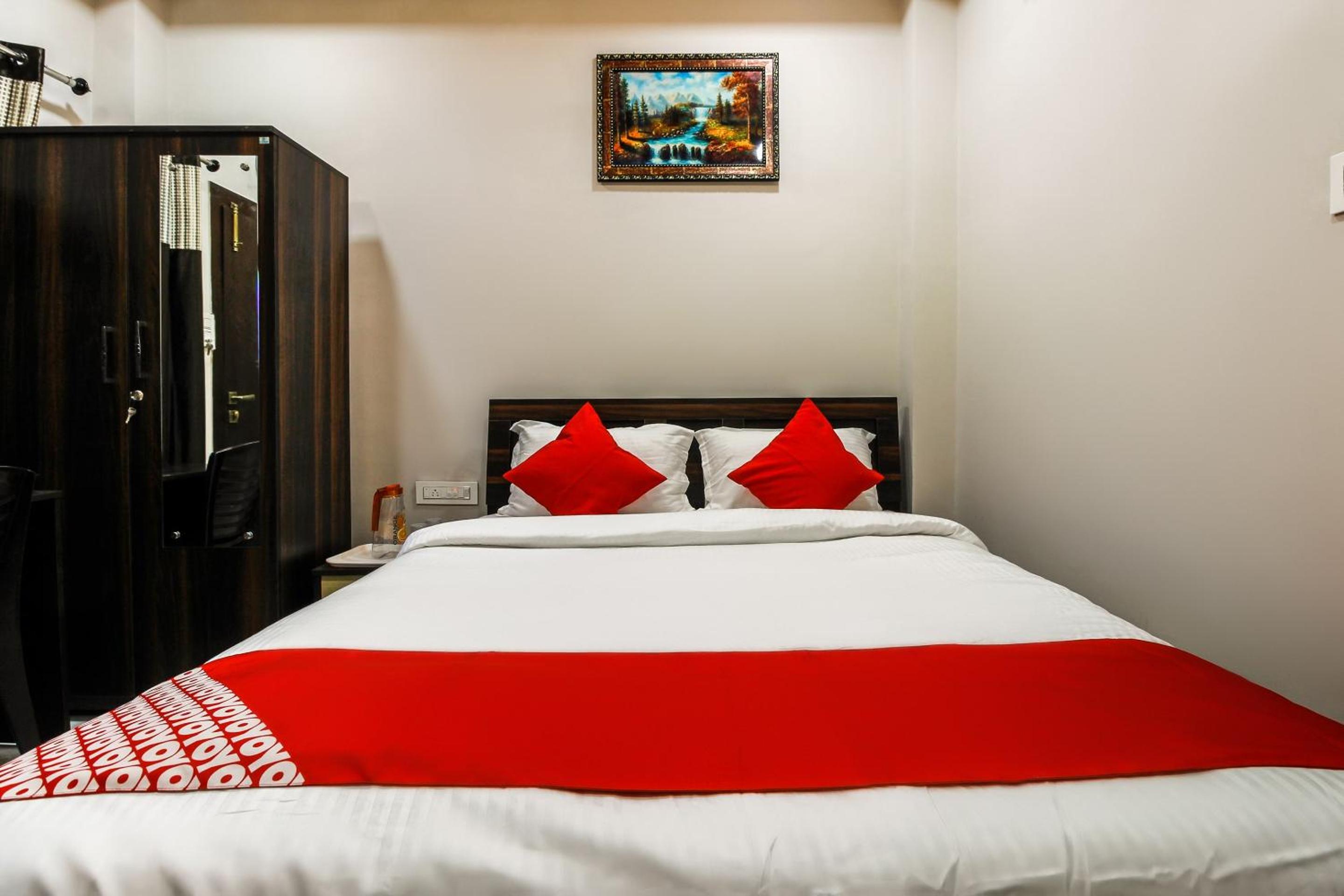Standard Double Room - Photo 6