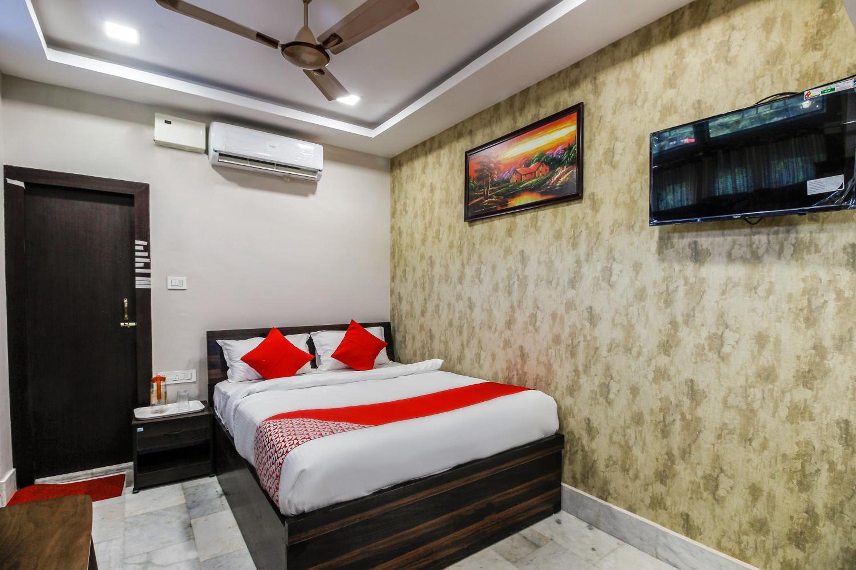 Standard Double Room - Photo 14