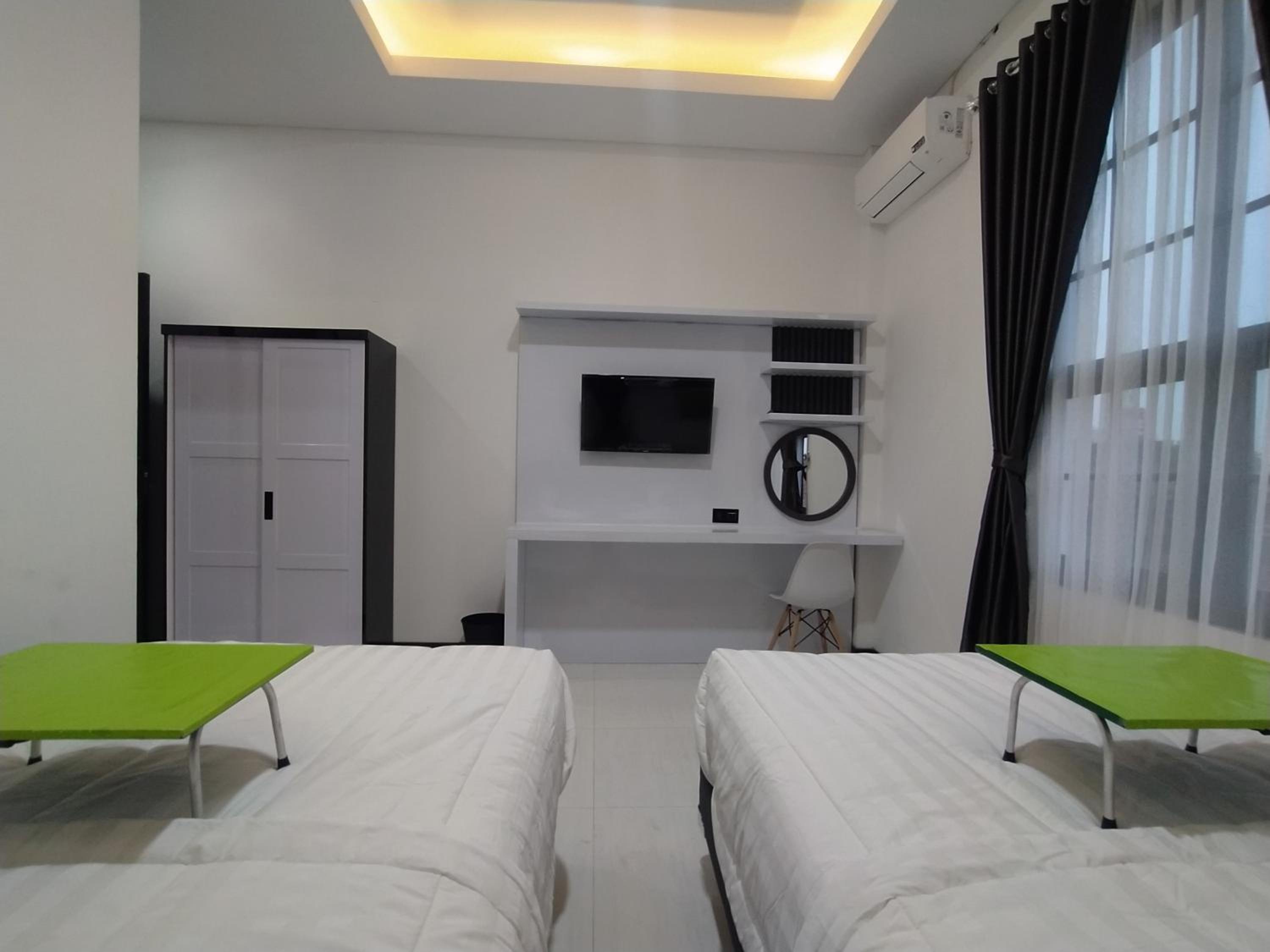 Superior Twin Room - Photo 6