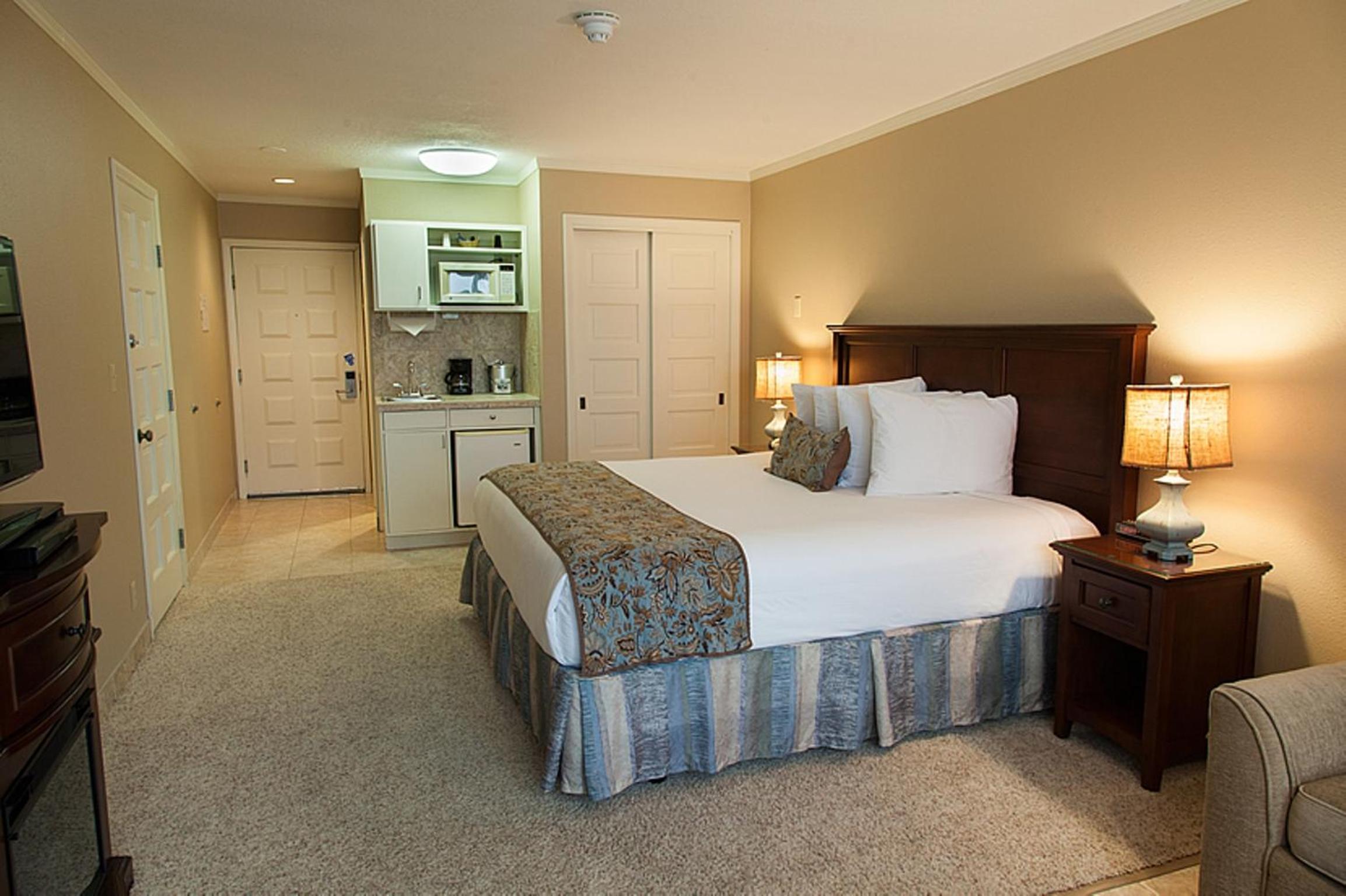 Queen Room photo 3
