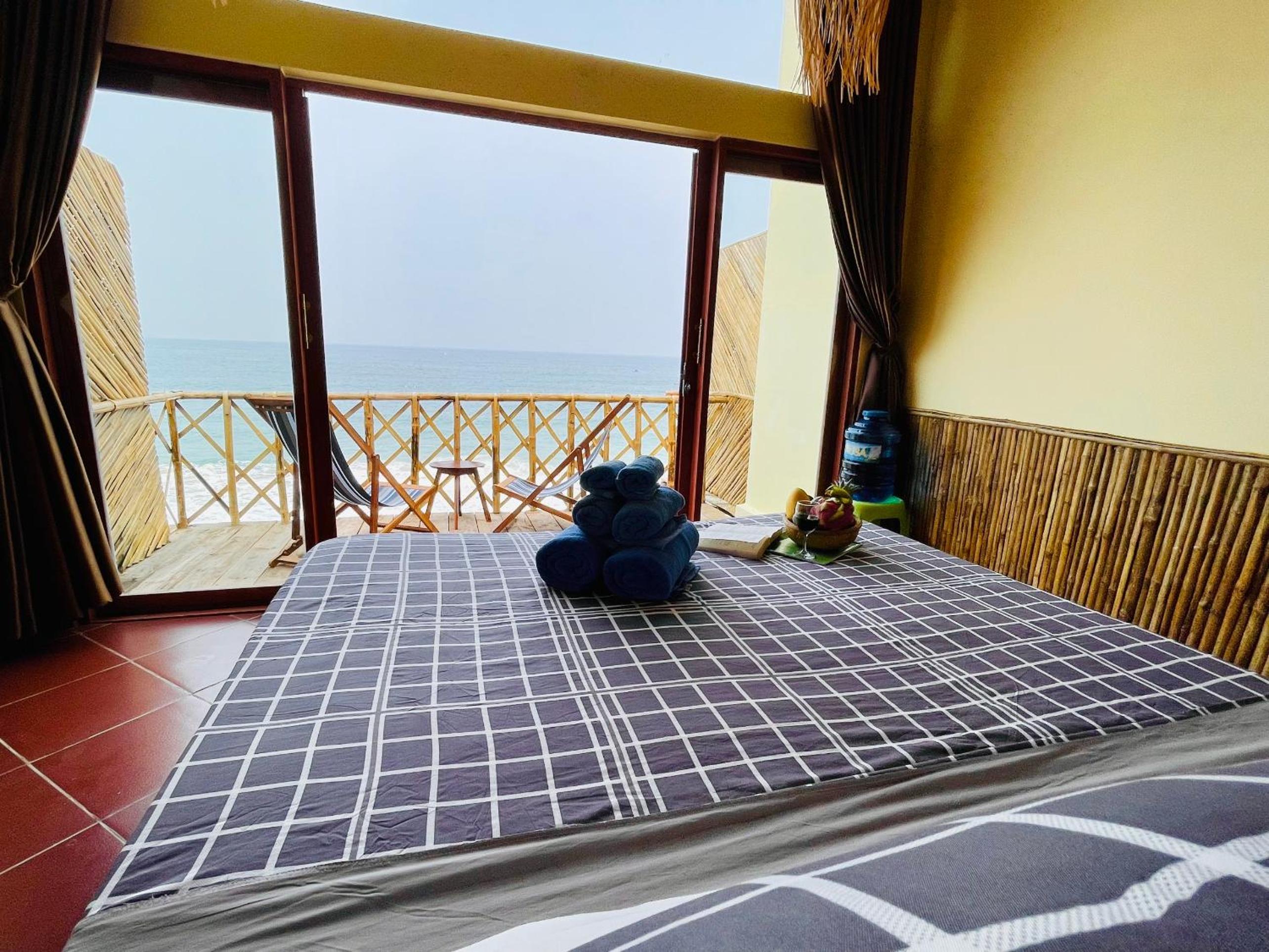 Double Room with Balcony and Sea View photo 3