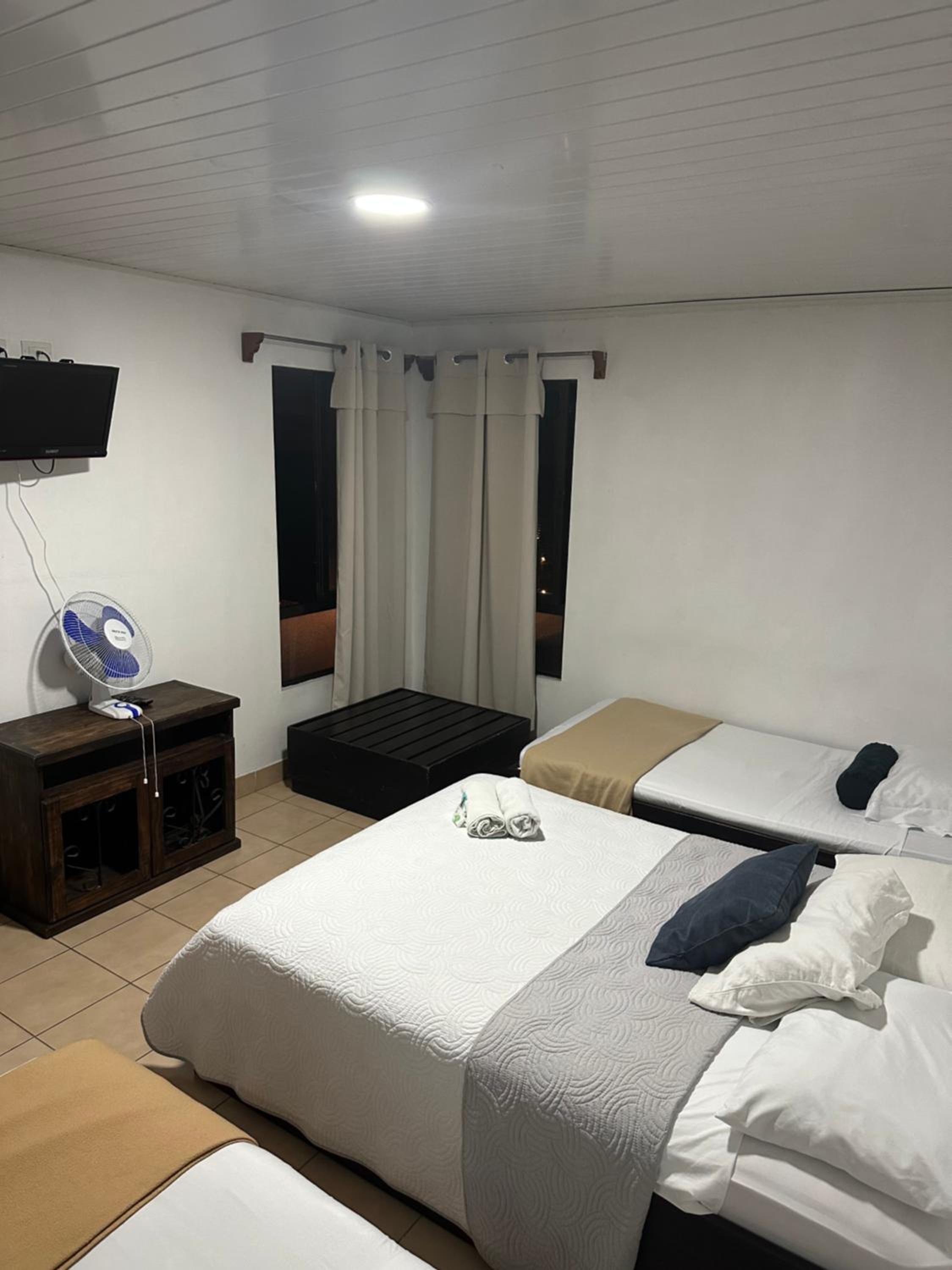 Deluxe Quadruple Room photo 2