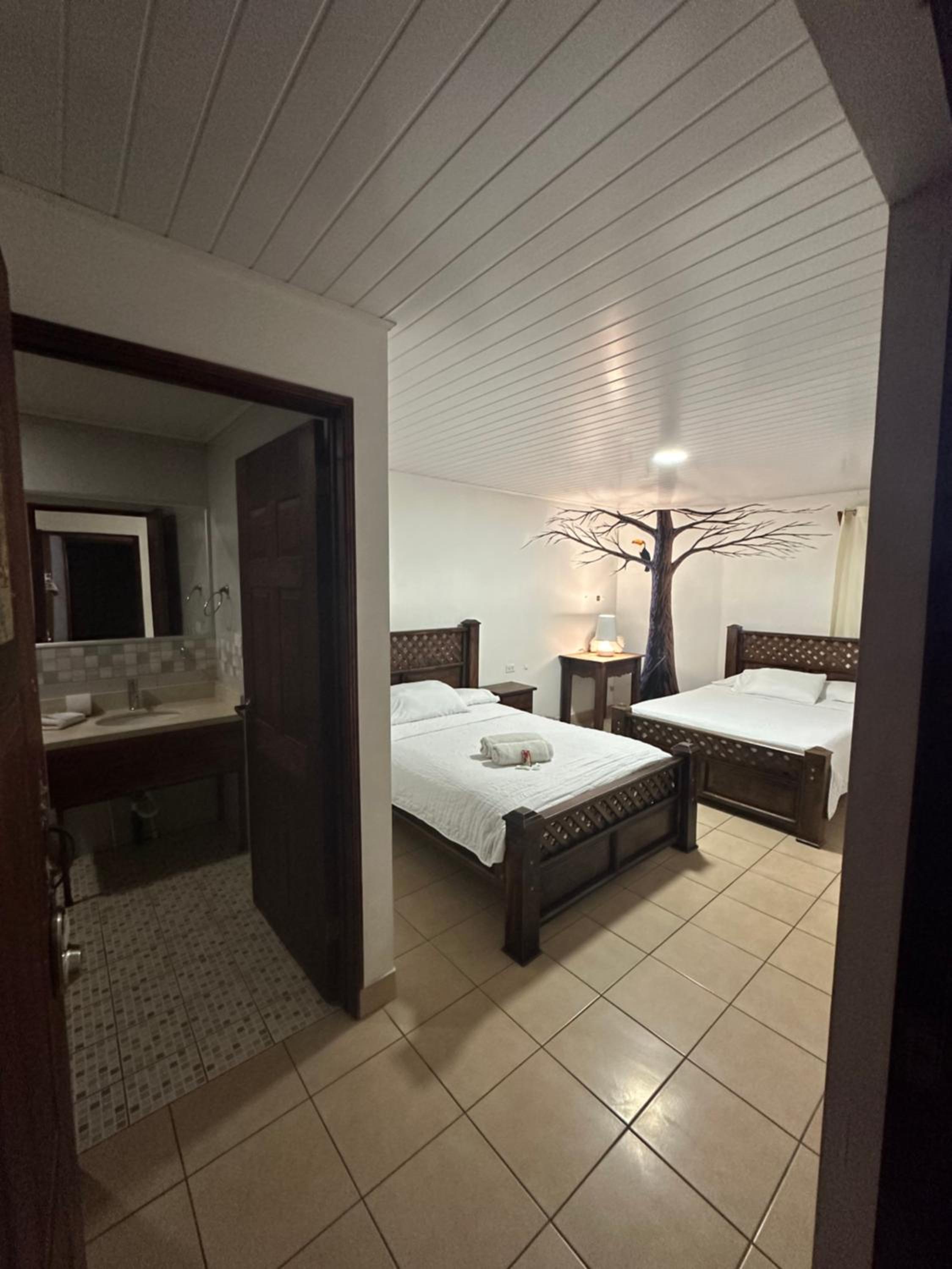 Deluxe Queen Room with Two Queen Beds photo 2