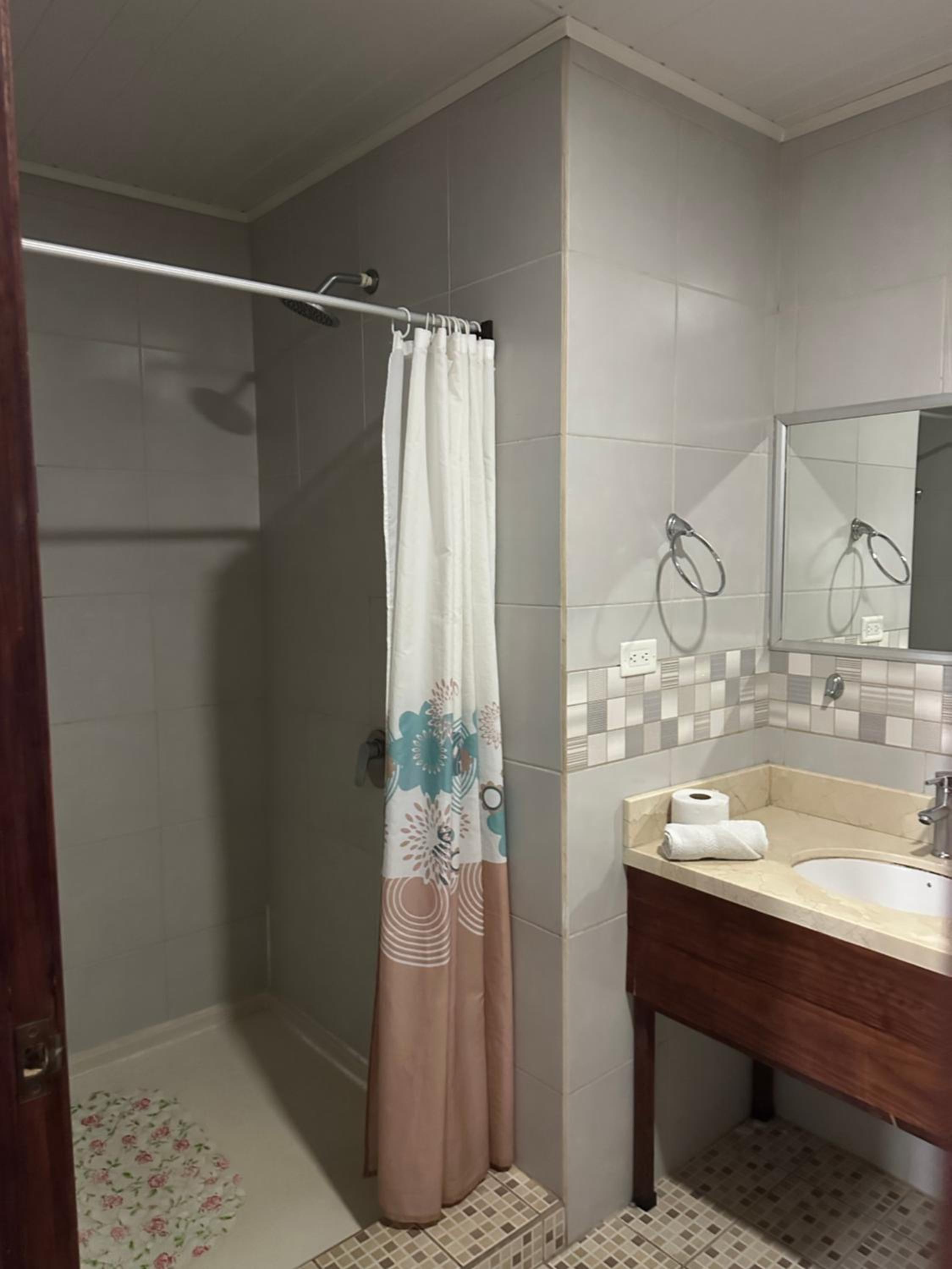 Deluxe Queen Room with Two Queen Beds photo 1