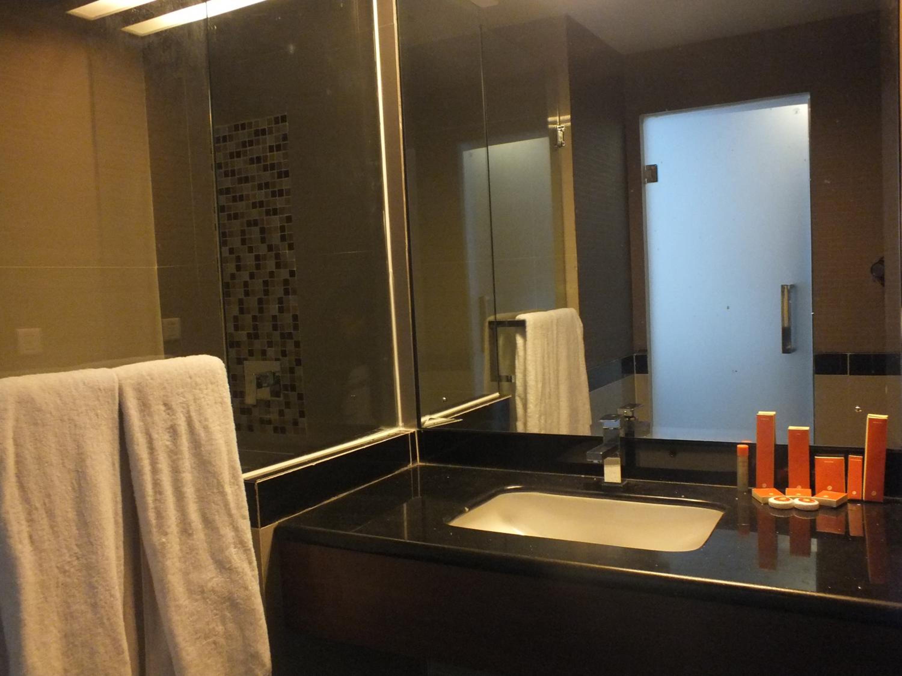 Superior Double or Twin Room Only photo 3