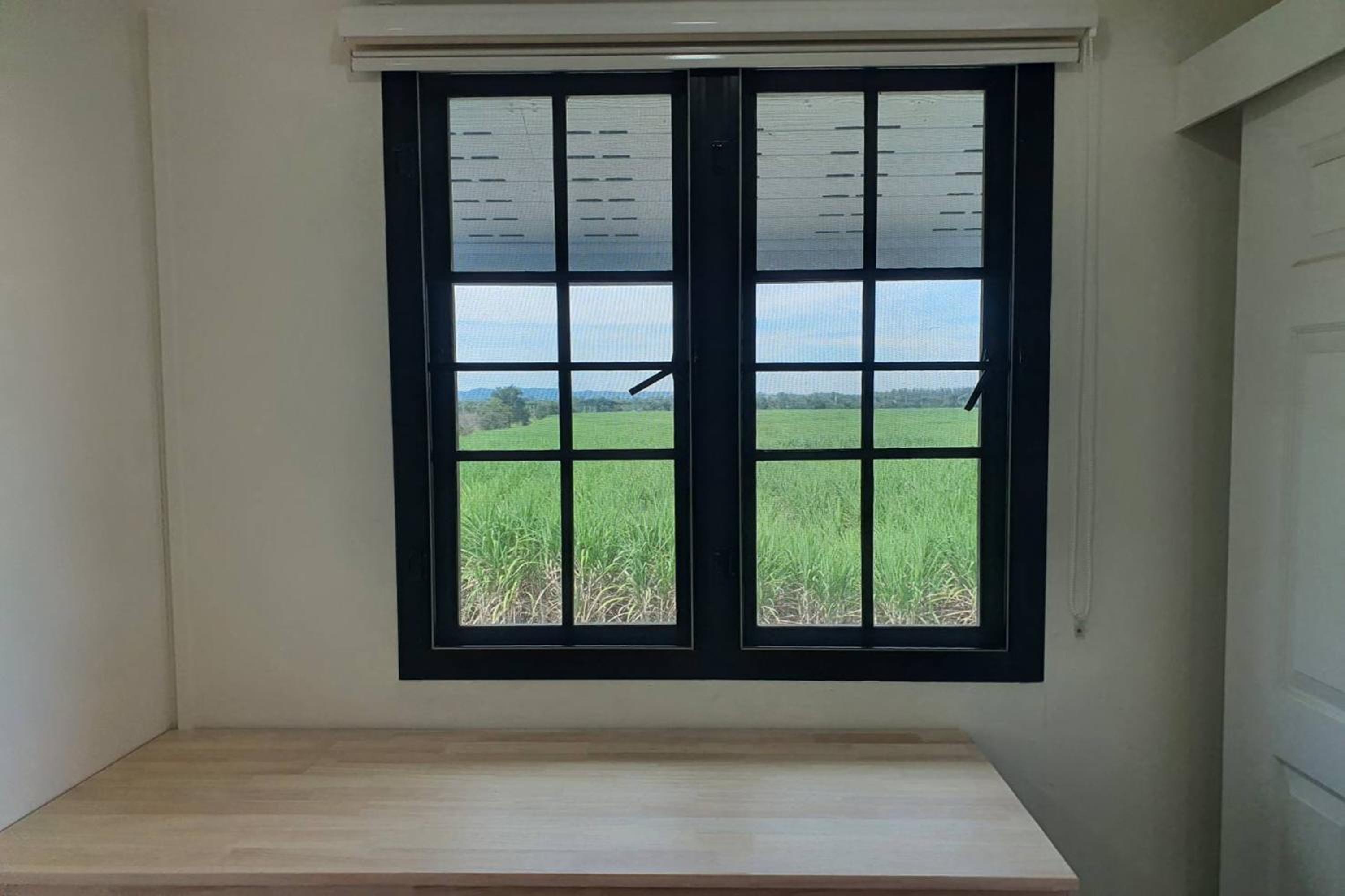 Family Room with Mountain View - Photo 24
