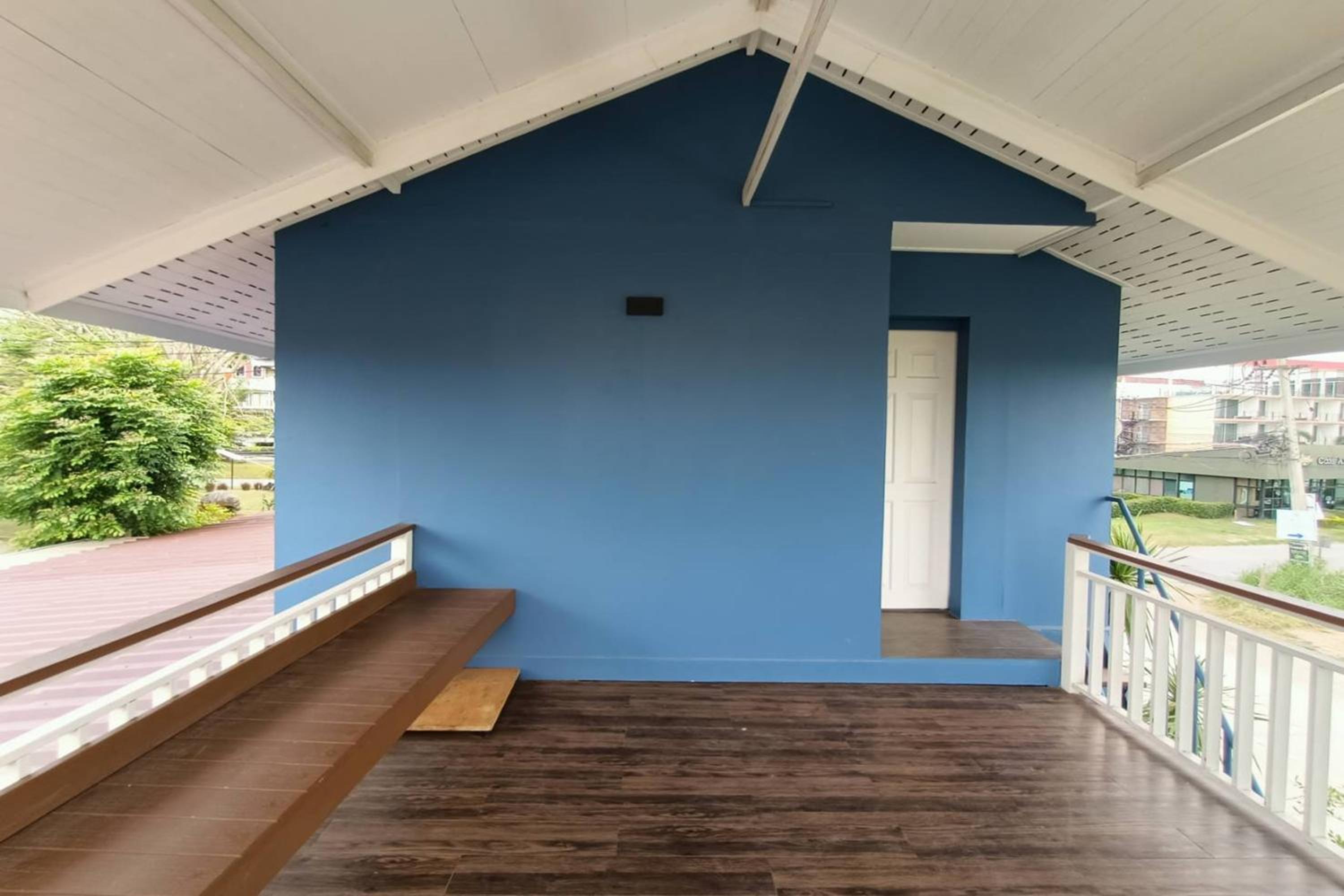 Family Room with Mountain View - Photo 22