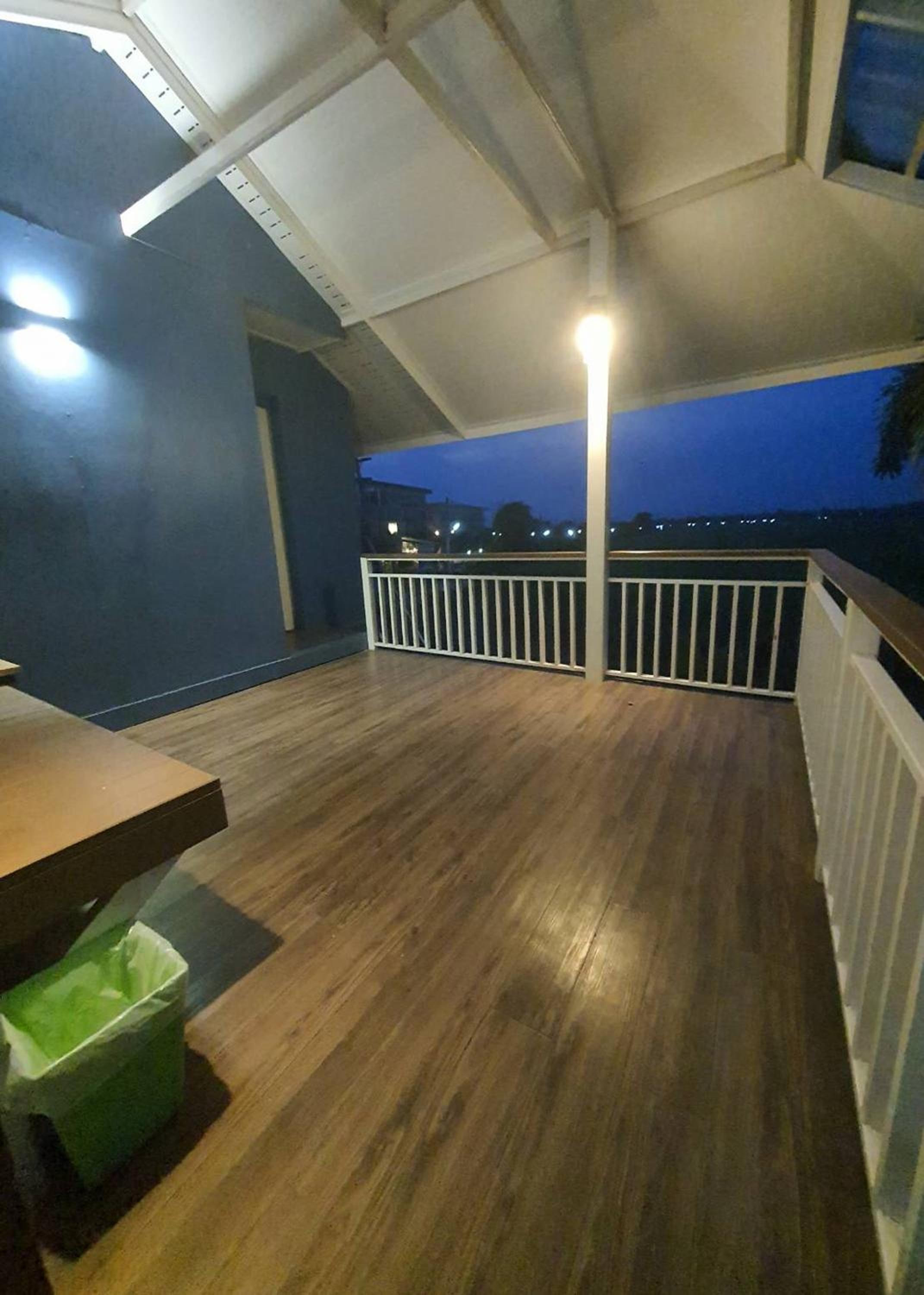 Family Room with Mountain View - Photo 13