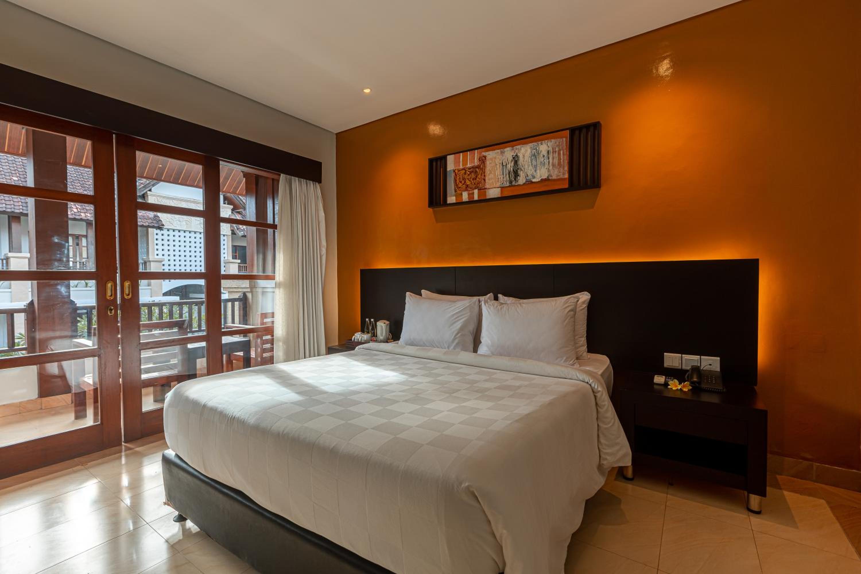 Deluxe Double or Twin Room with Garden View photo 2
