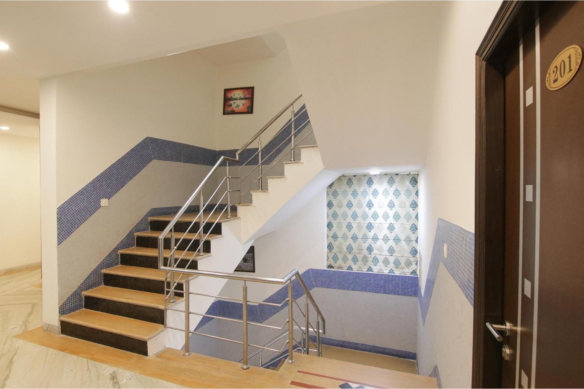Deluxe Double Room with Balcony photo 3