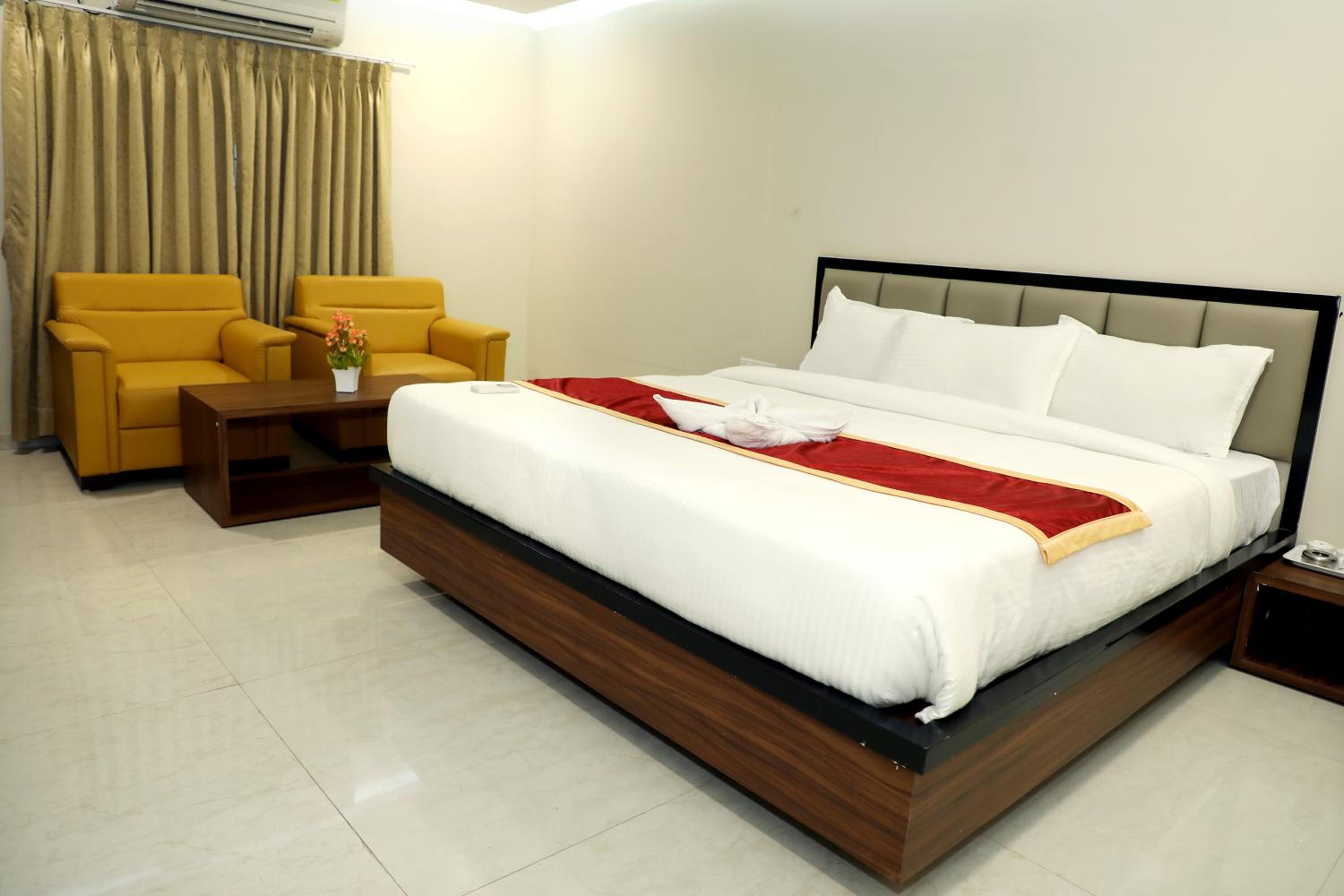 Deluxe Room - Photo 1