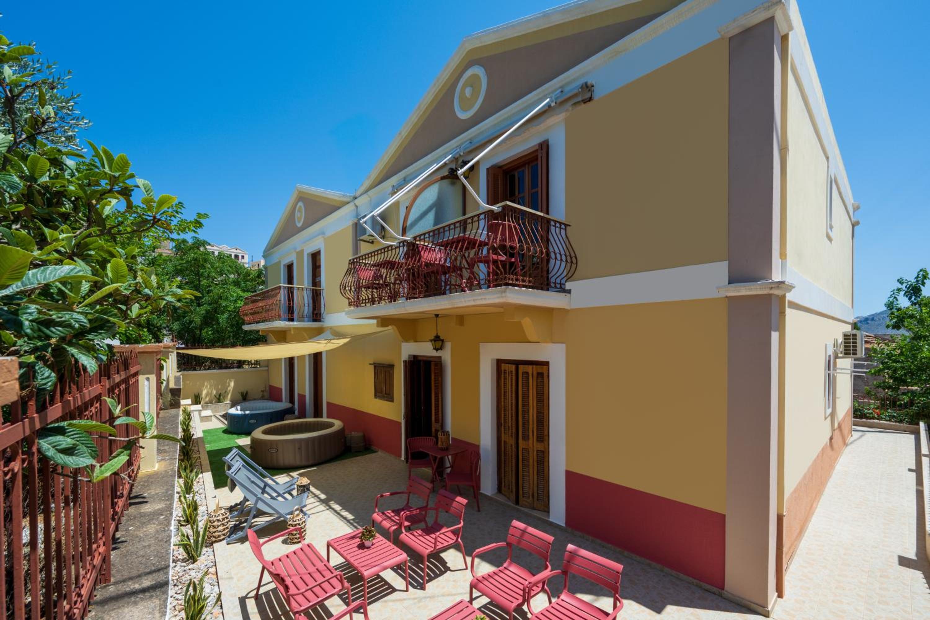Double Room with Balcony photo 2