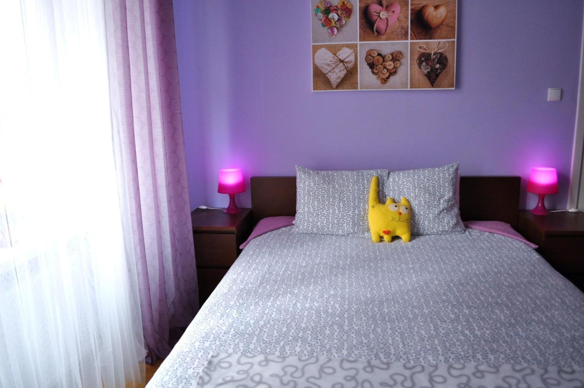 Double Room with King Bed - Photo 1