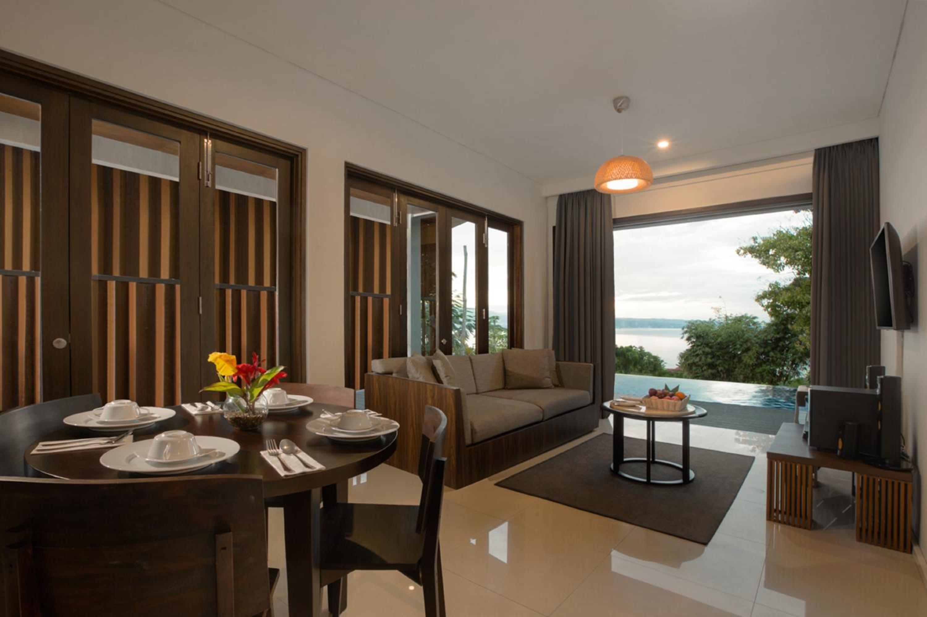 Villa photo 3