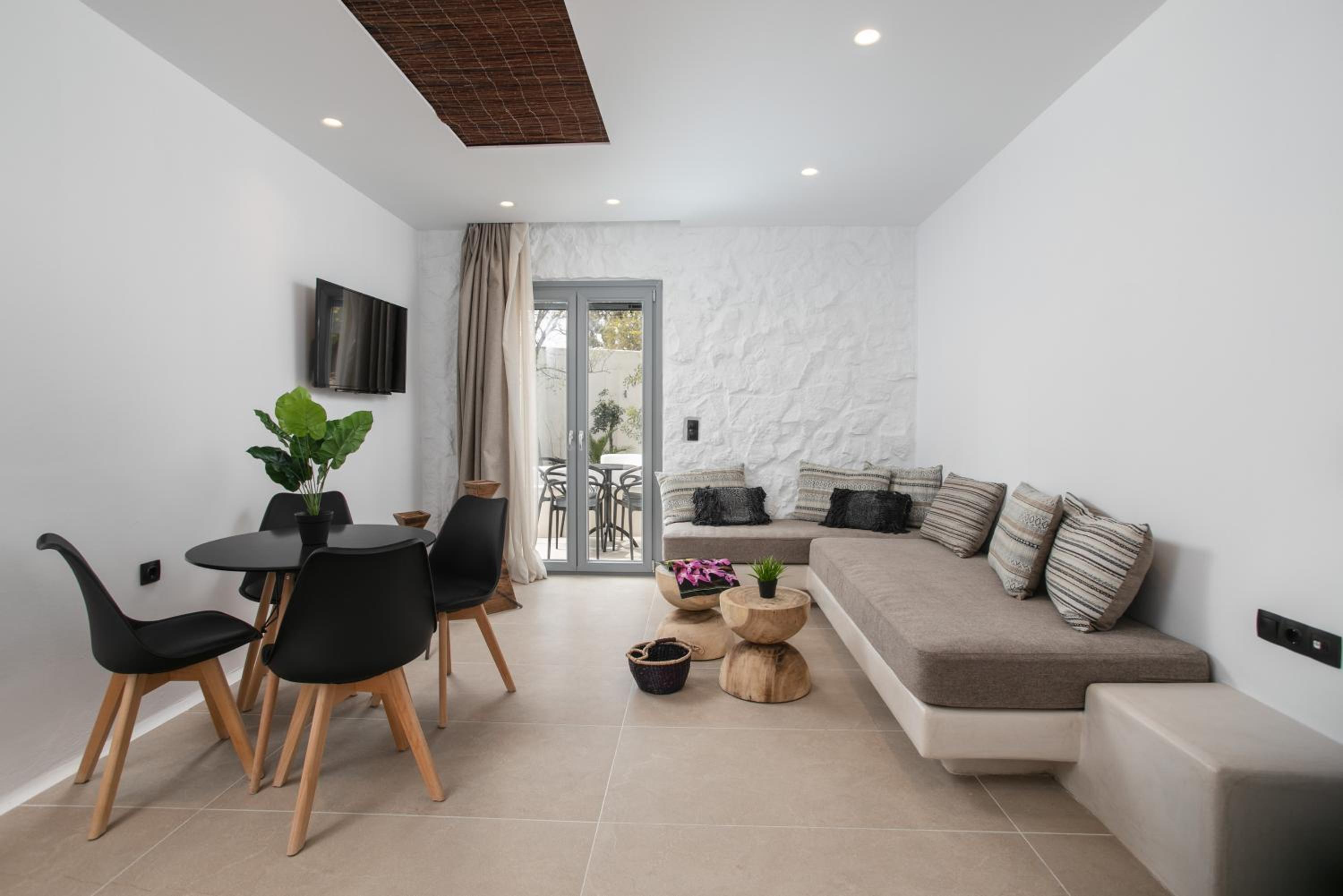 Apartment with Garden View photo 1
