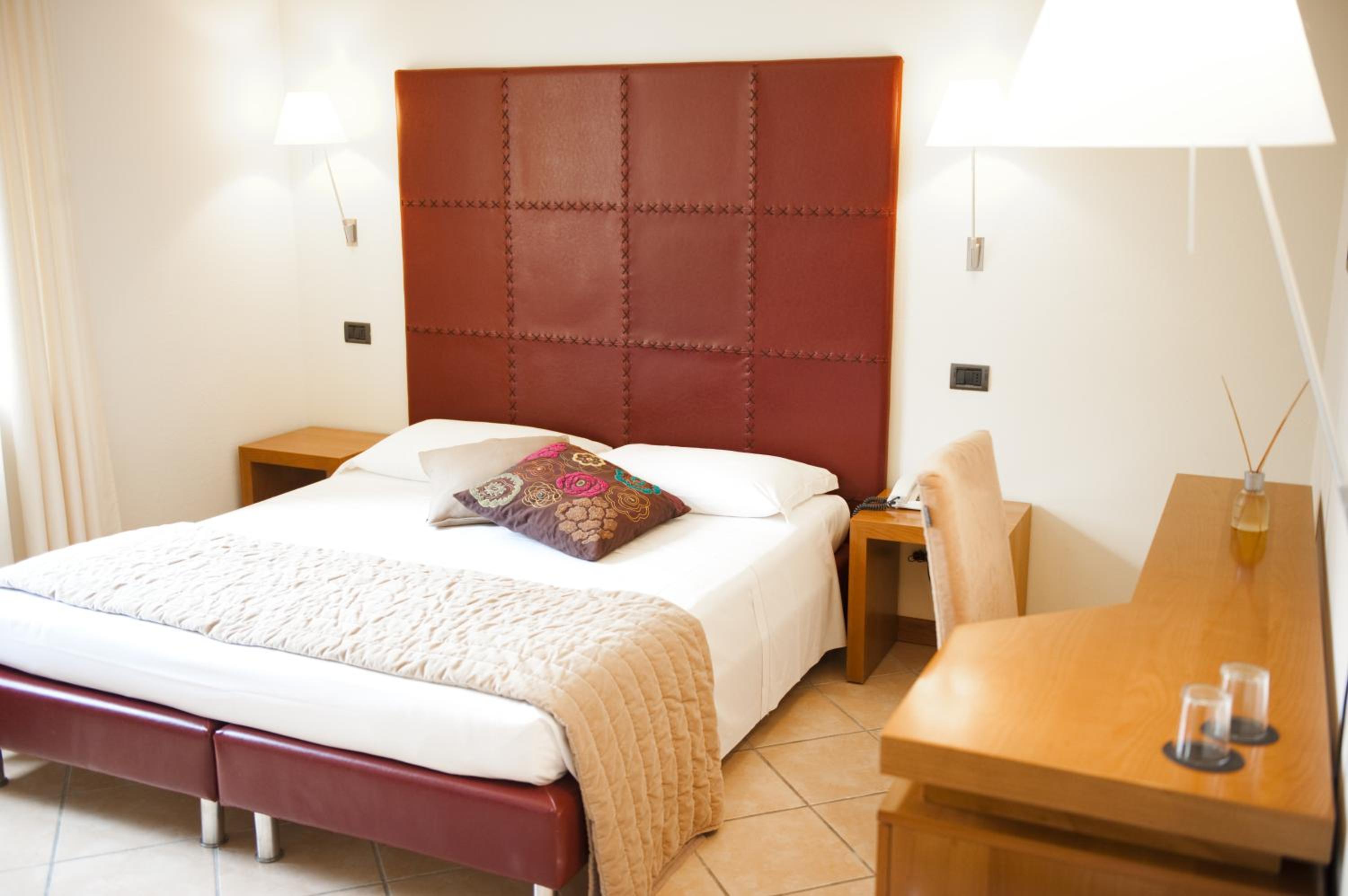 Double Room - Ground Floor photo 3