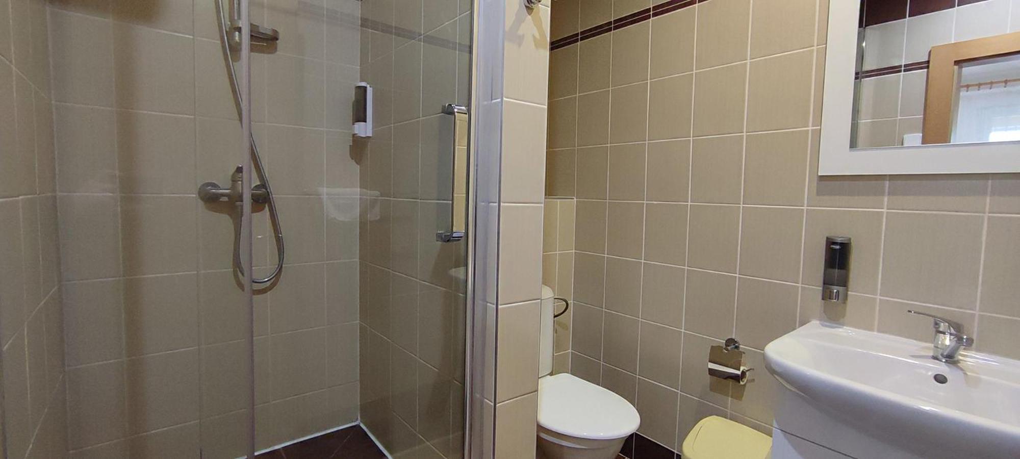 Double Room - Photo 10