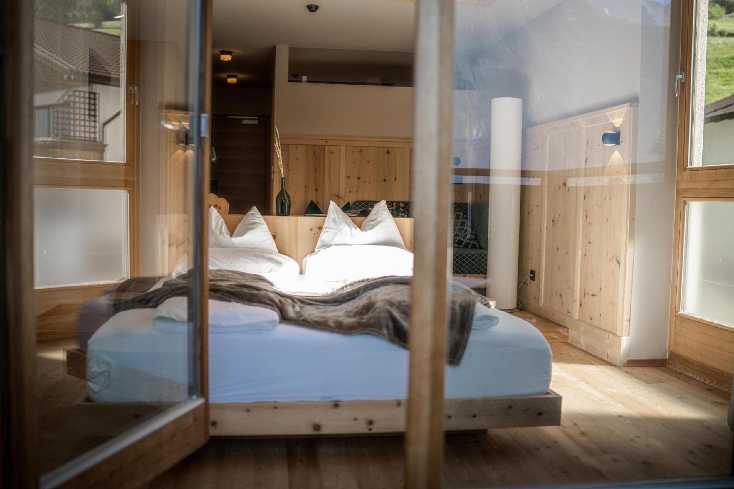 Double Room with Mountain View