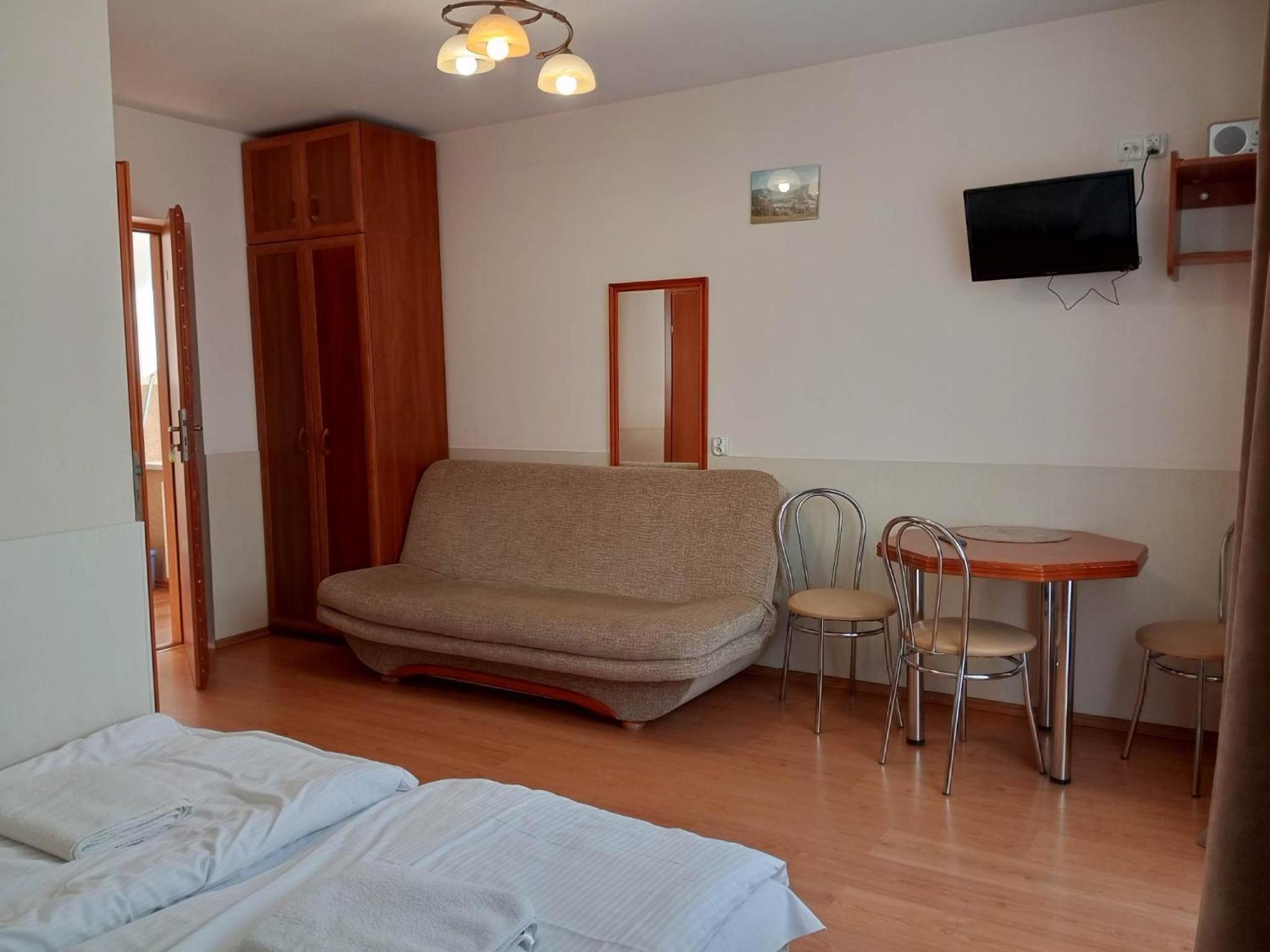 Triple Room photo 2