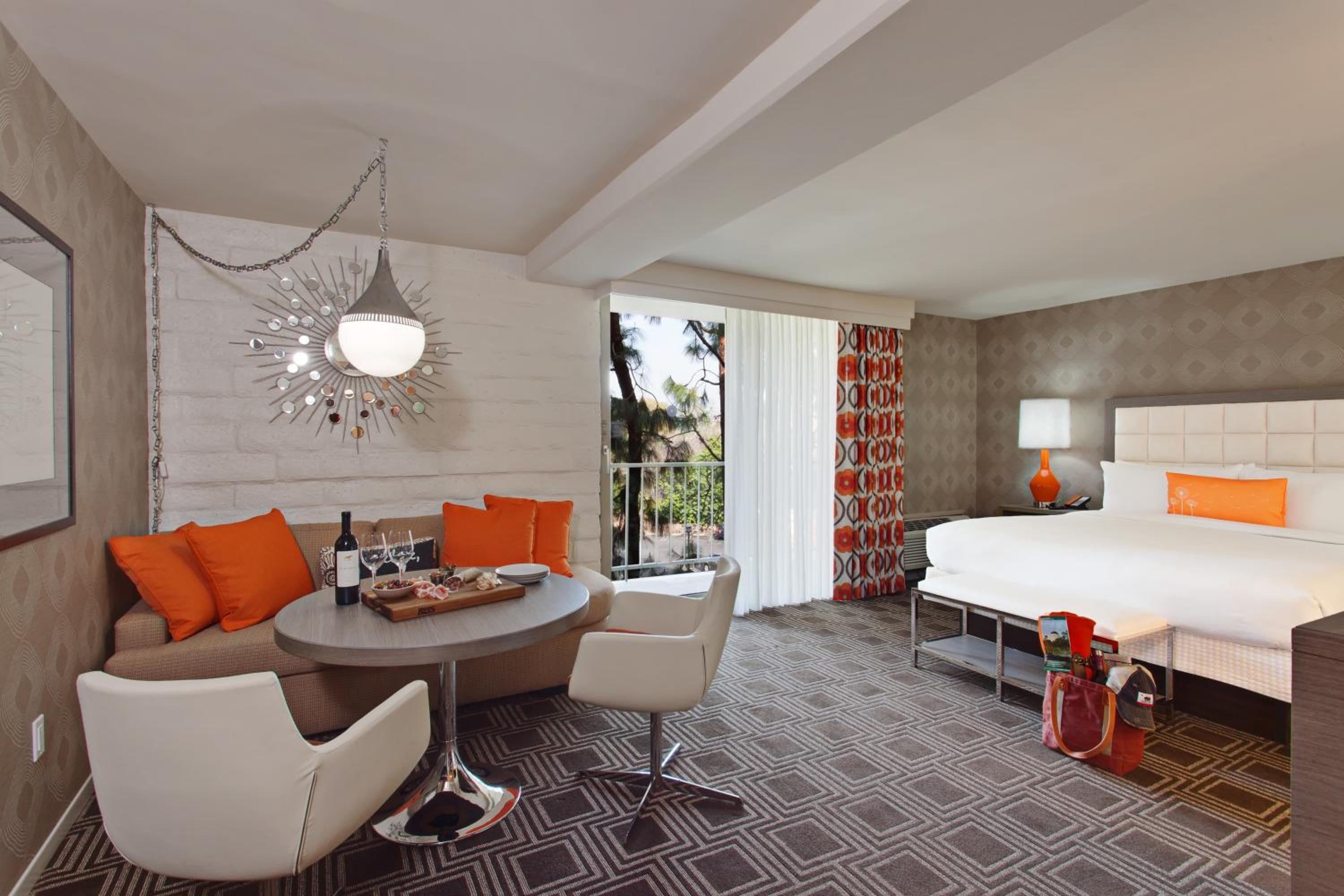 Portola Suite - Photo 1