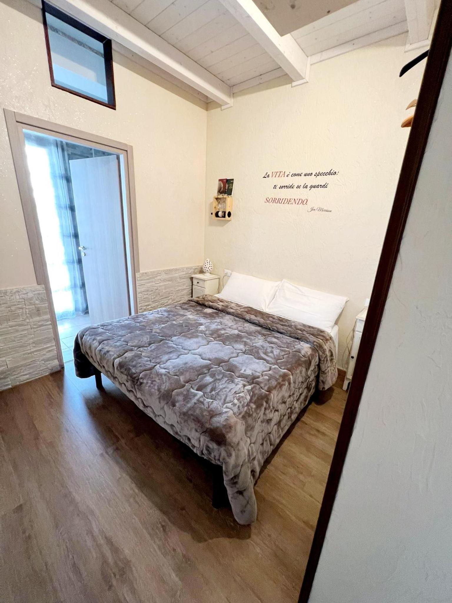Deluxe Double or Twin Room with Balcony - Photo 1
