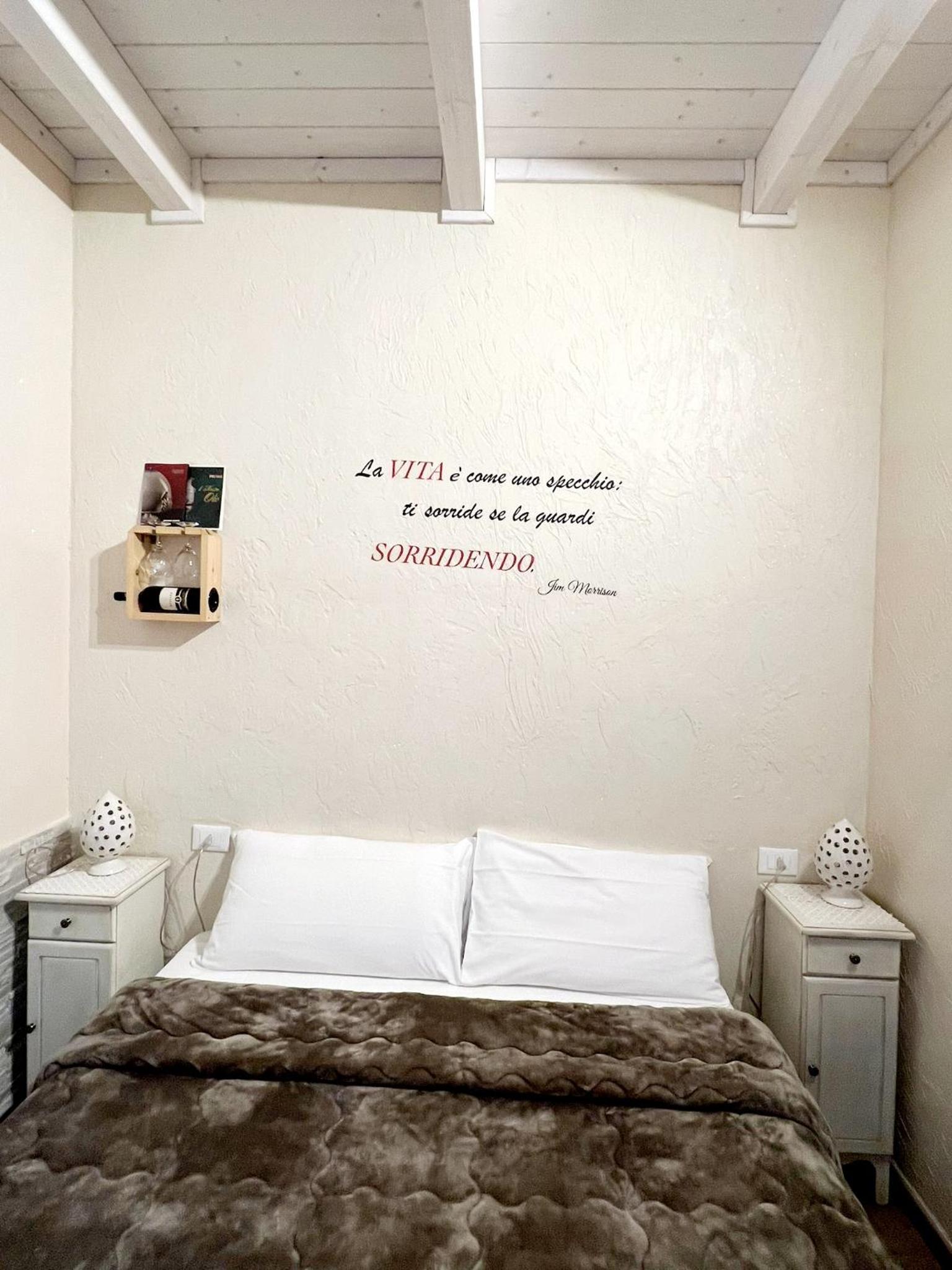 Deluxe Double or Twin Room with Balcony - Photo 8