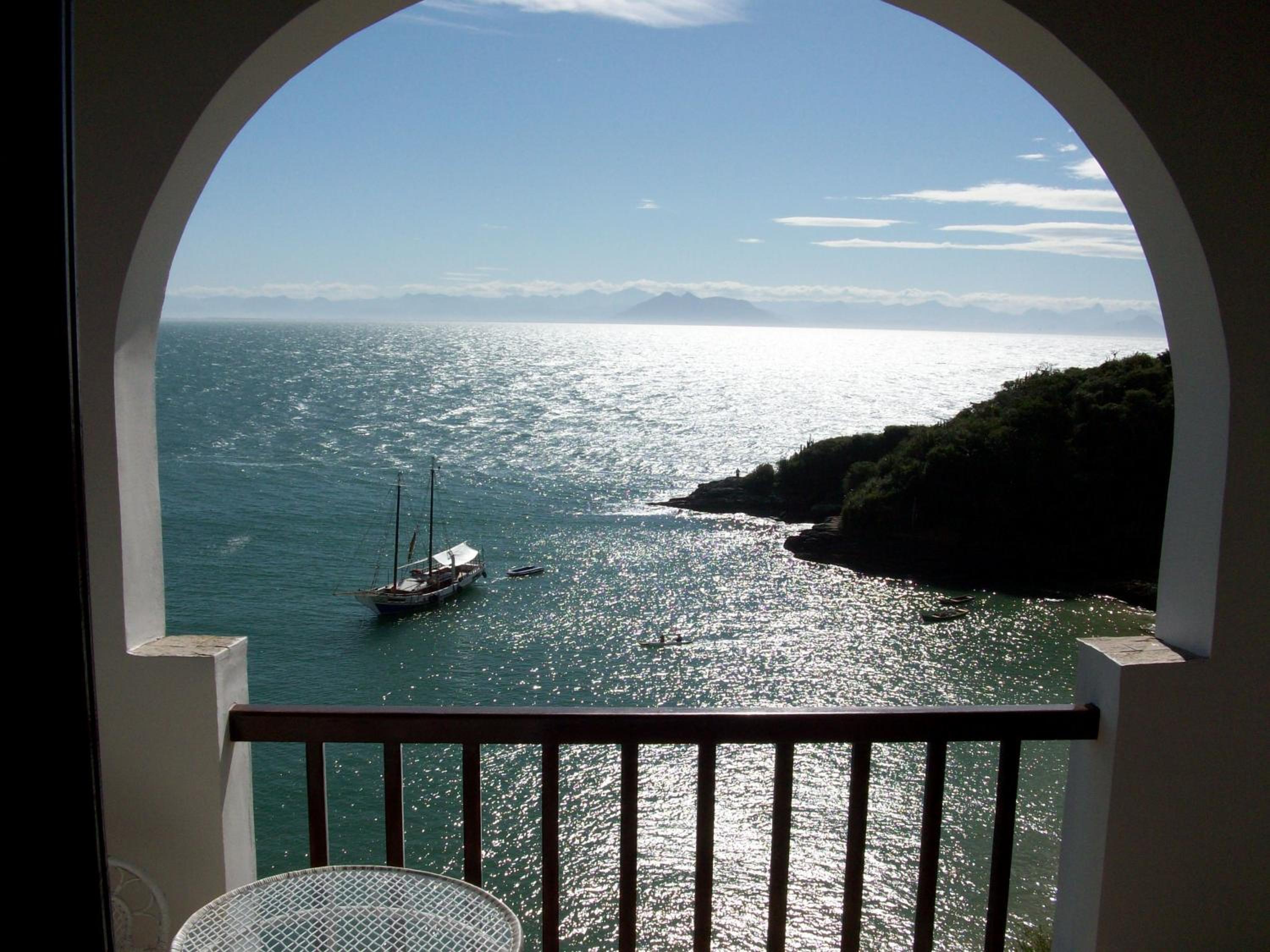 Deluxe Double Room with Sea View - Photo 3