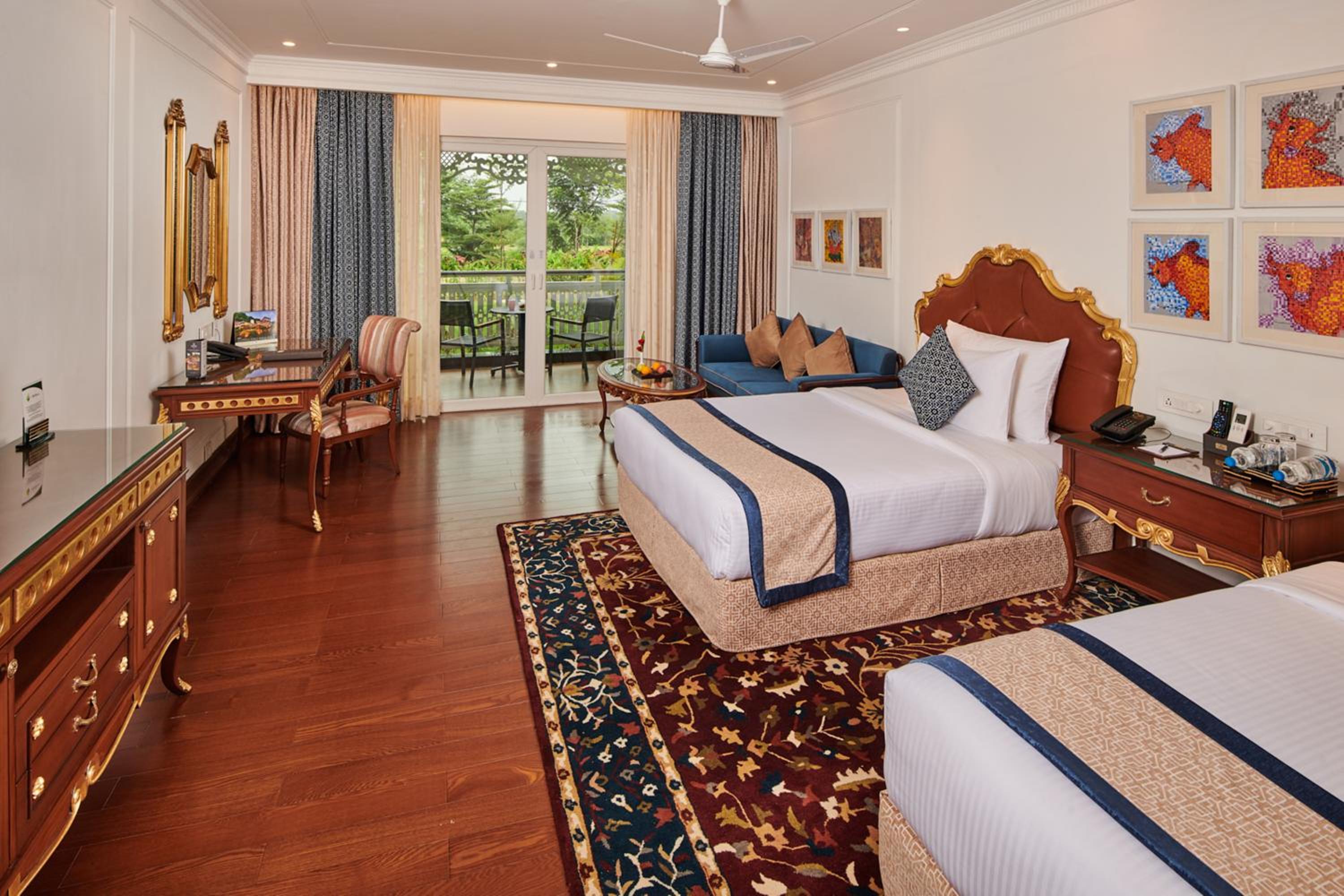 Club Room - 10% Discount on Foods & Soft Beverages* | 15% Discounts on Laundry Services* | INR 500 spa credit during your stay on selective Massage services. TnC Apply.* | Free Minibar - 2 cans of soft Beverages (Once on Arrival) - Photo 1