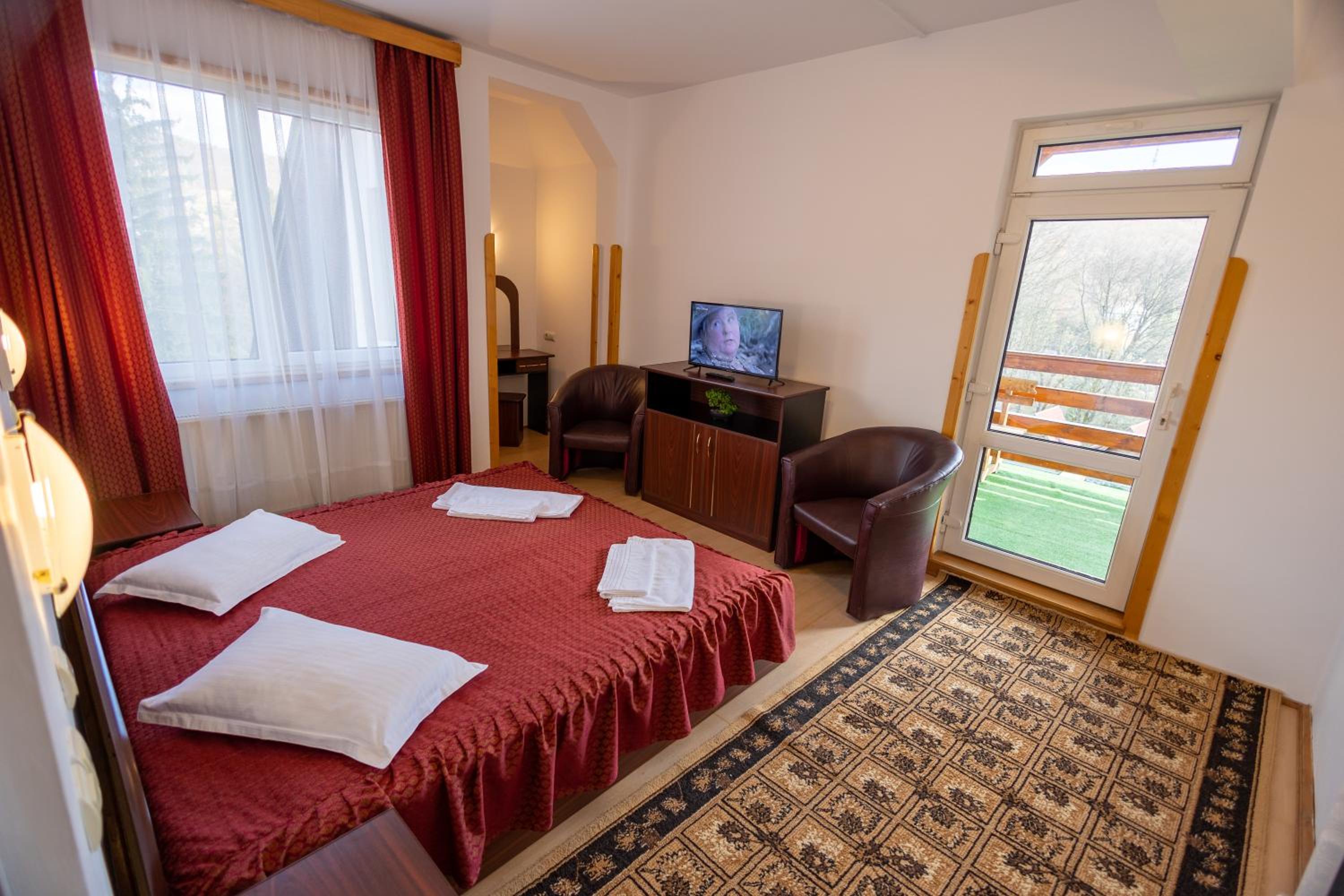 Apartment - Split Level - Photo 13