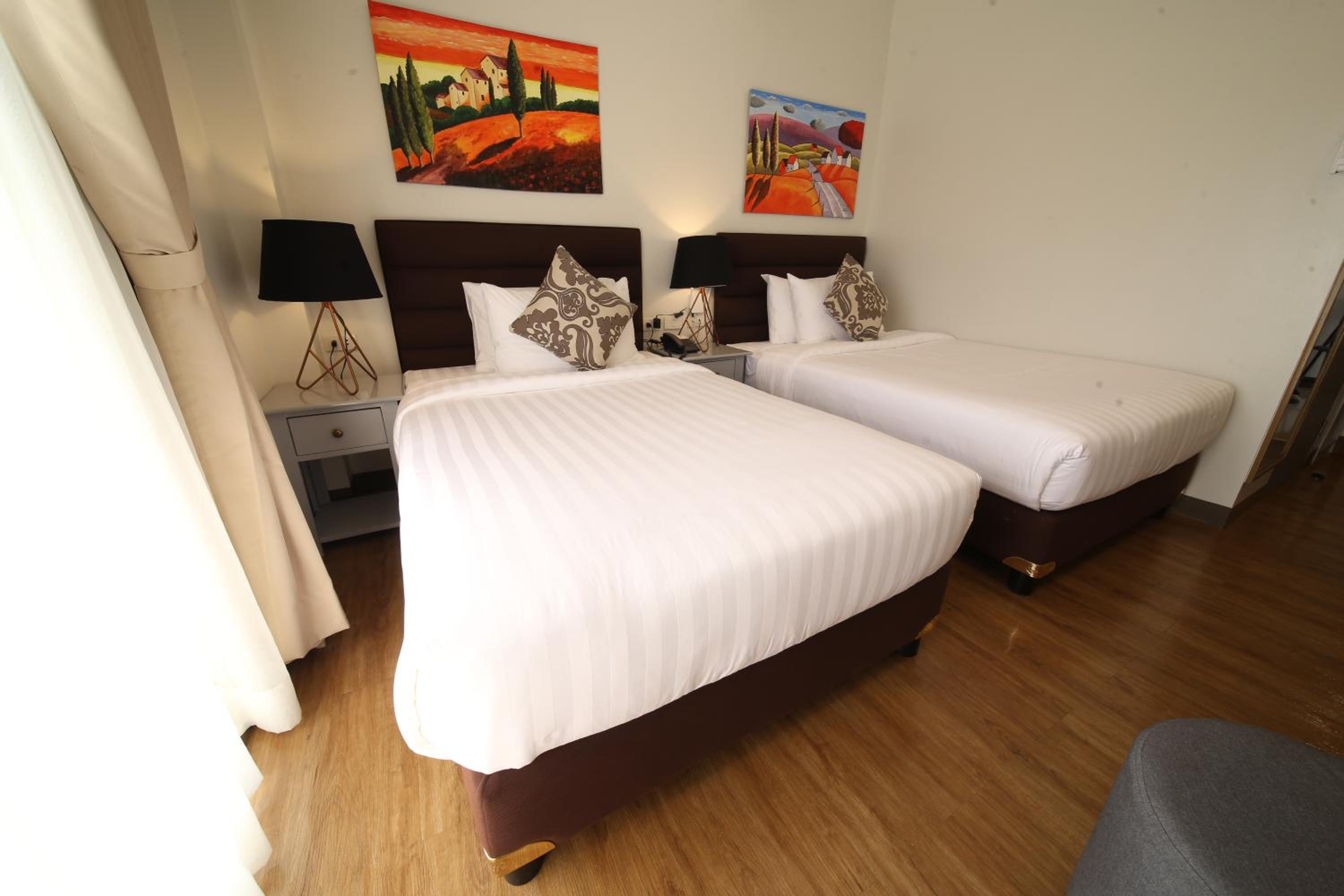 Twin Room with Balcony - Photo 1