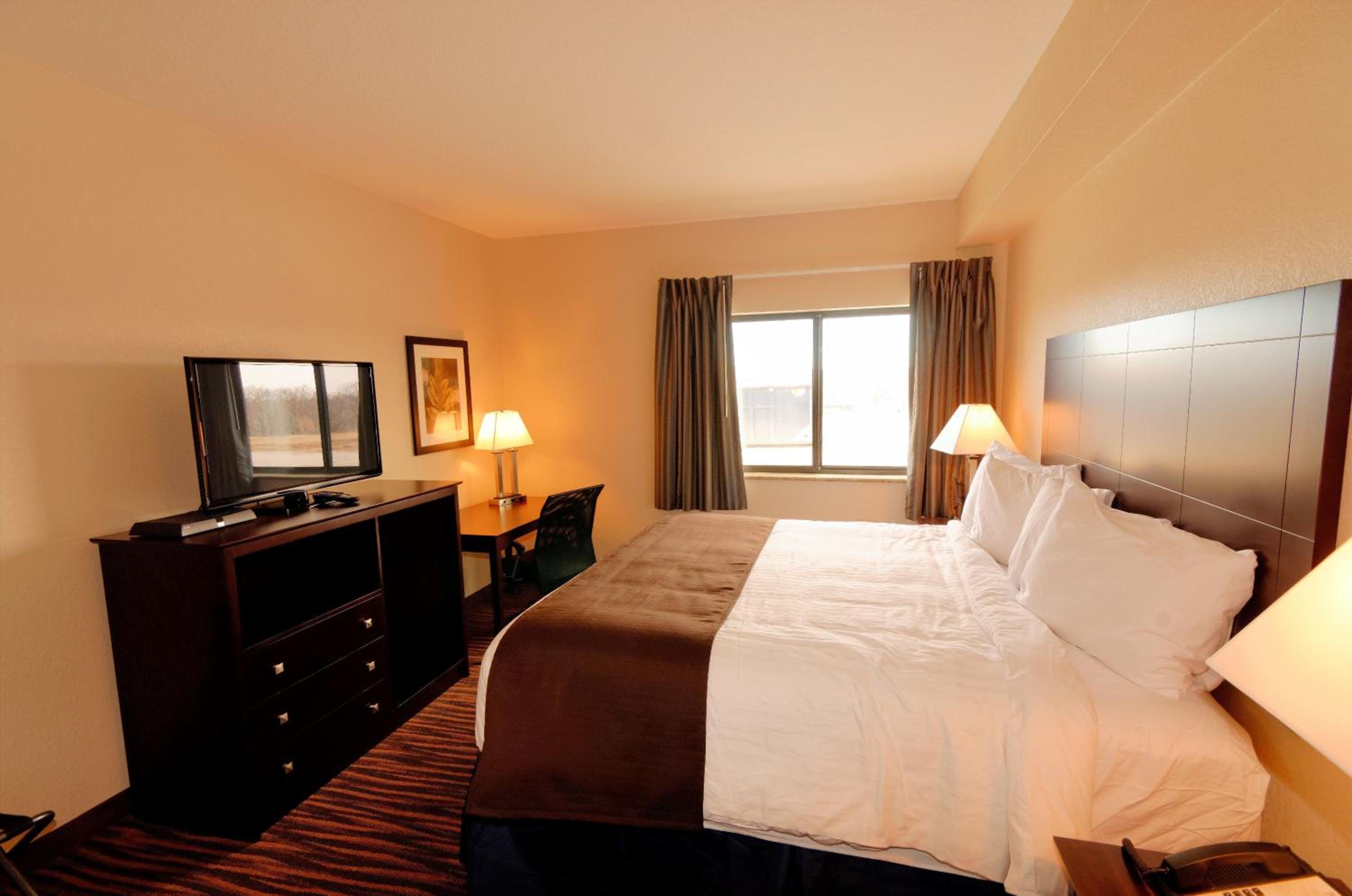 Suite with Spa Bath photo 1