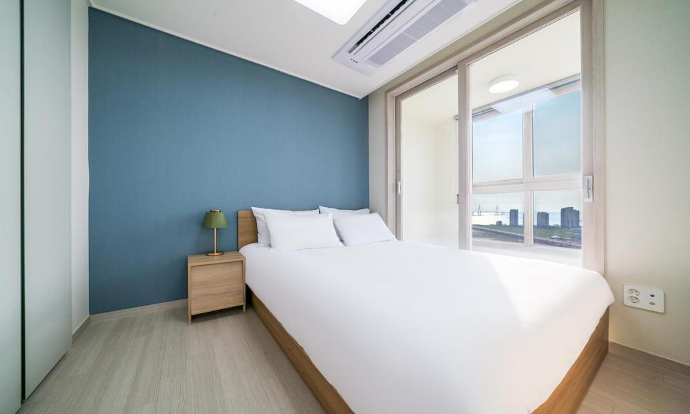 Premier Suite - Photo 9