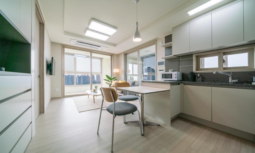 Premier Suite - Photo 12