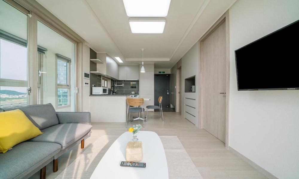Premier Suite - Photo 5