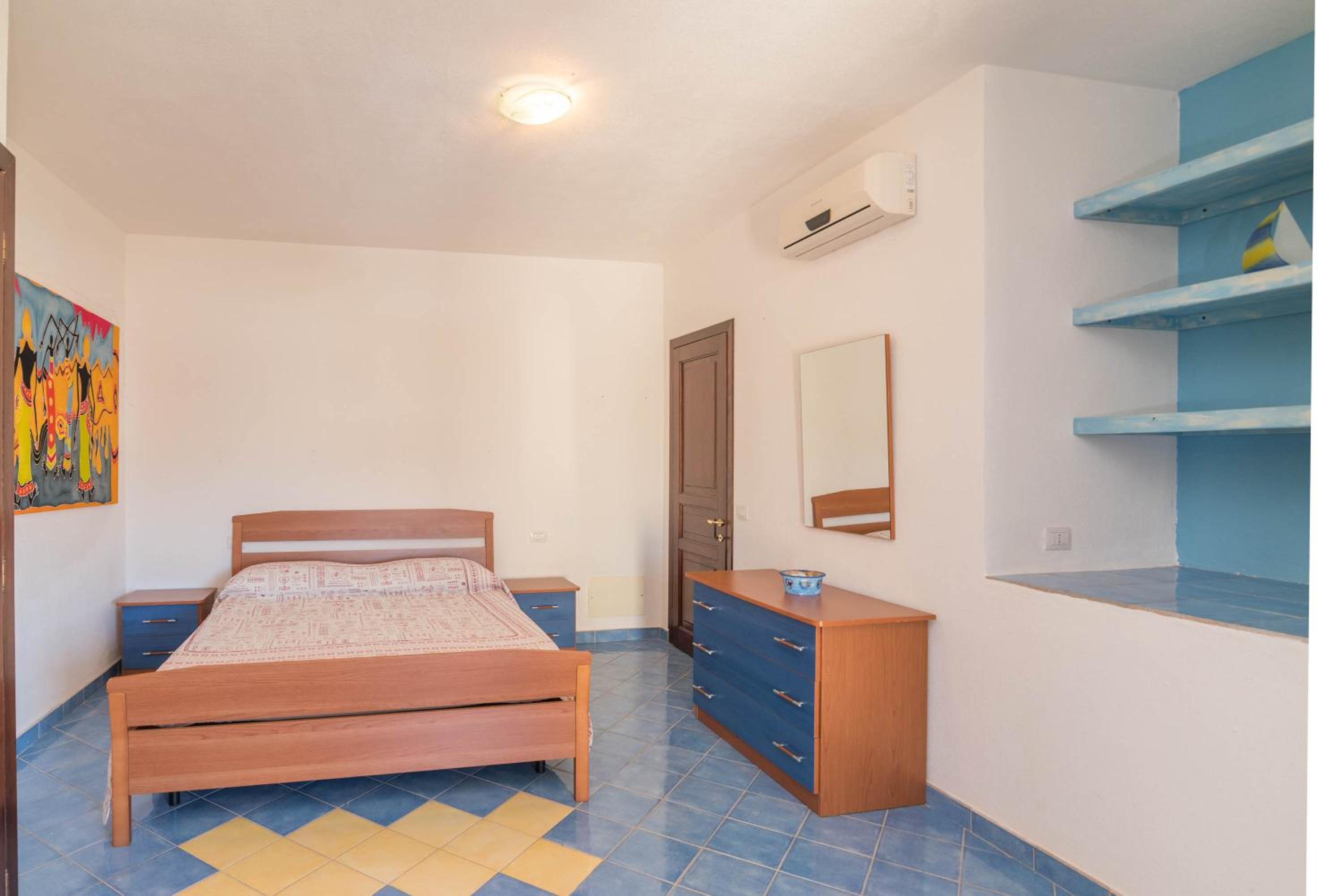 Two-Bedroom House photo 2
