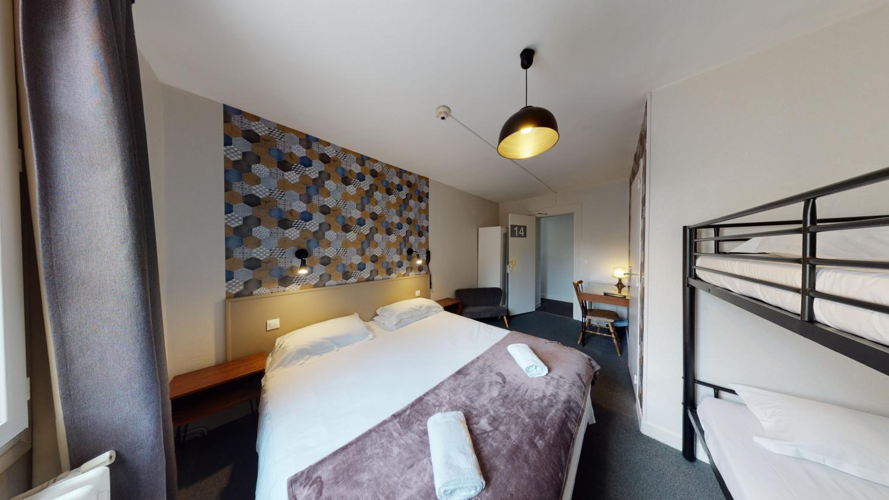 Quadruple Room - Photo 3