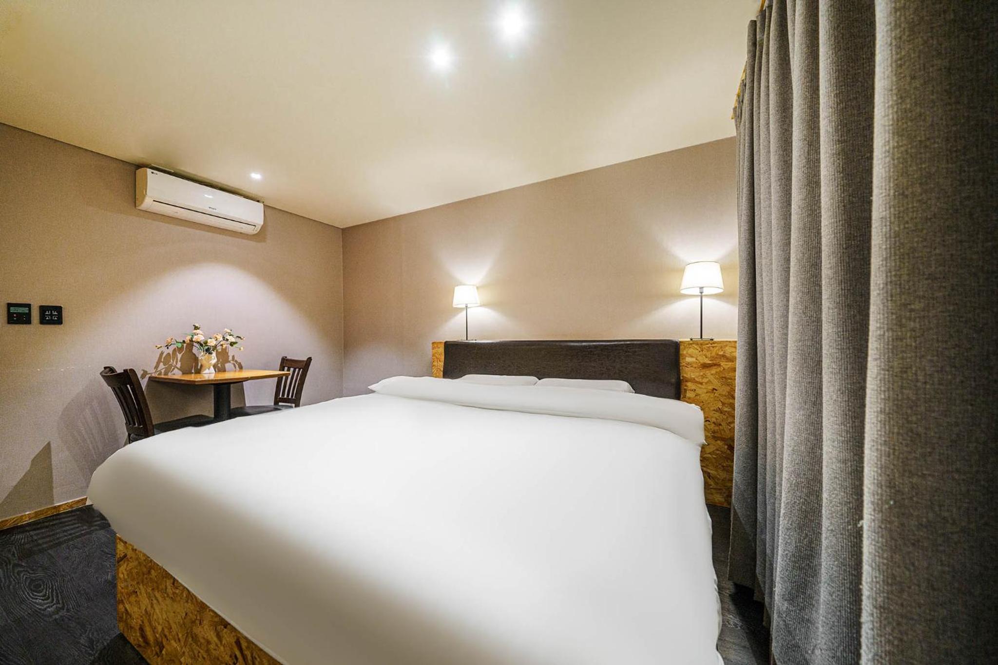 Deluxe Triple Room - Photo 5