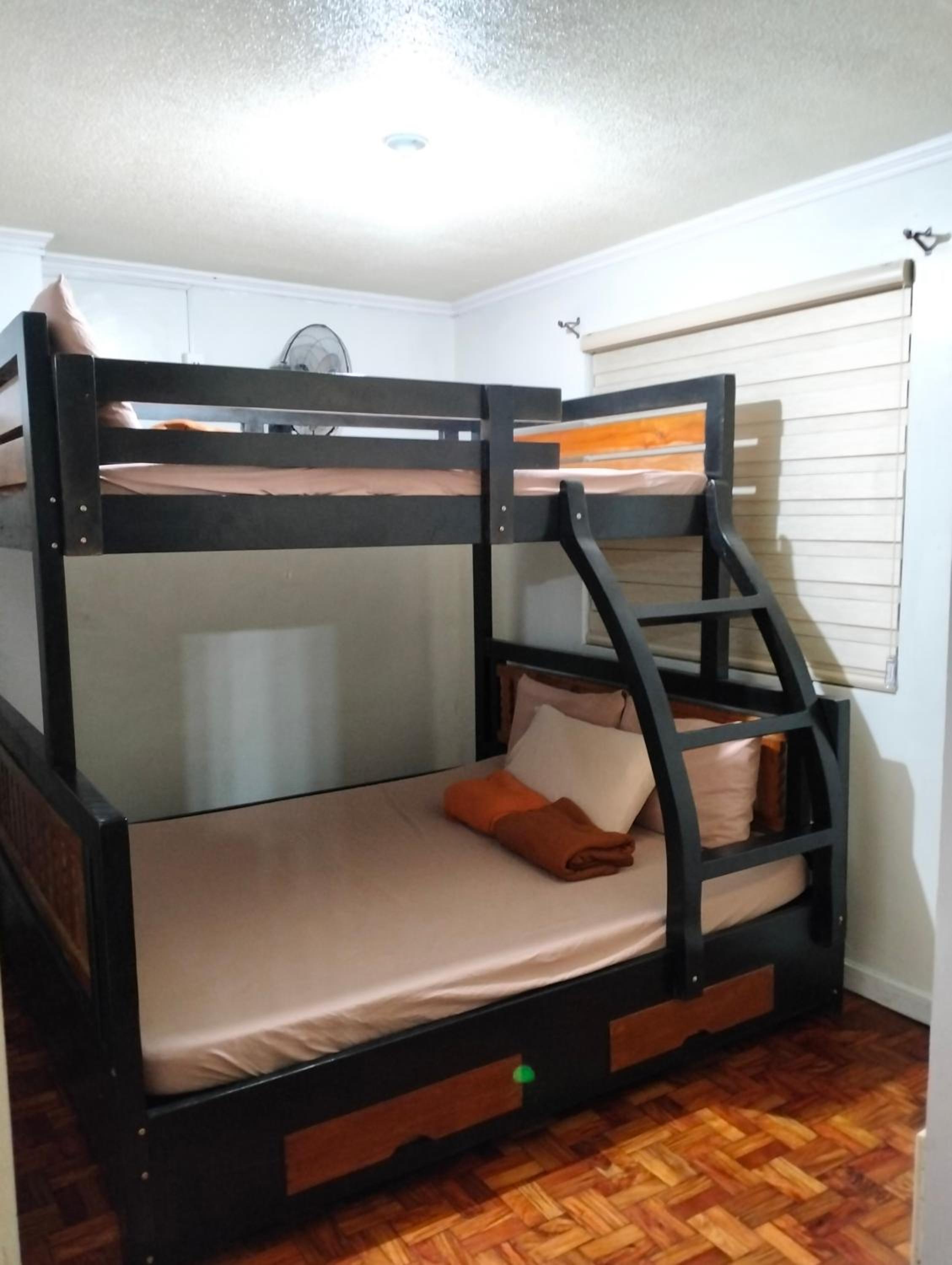 Two-Bedroom Apartment - Photo 20