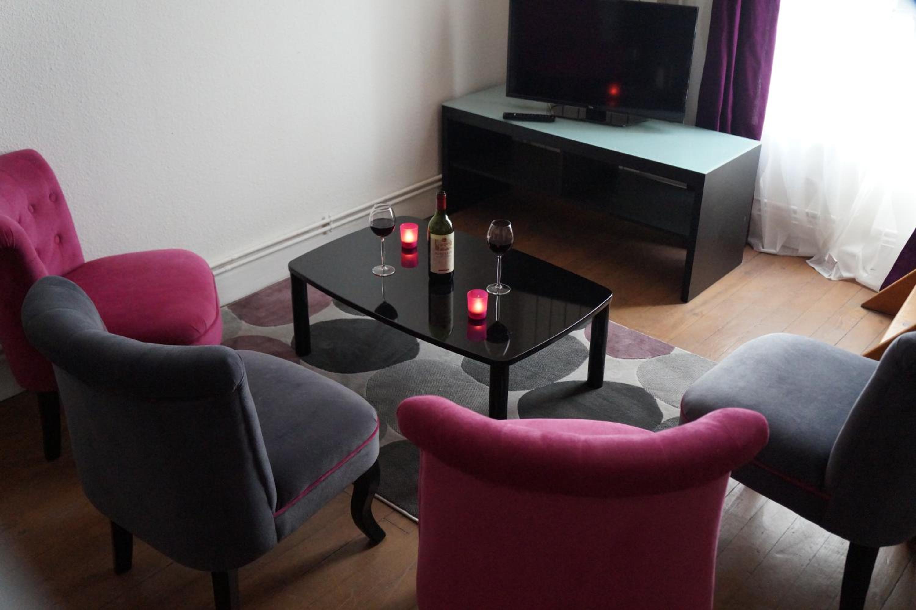 Two-Bedroom Apartment - Photo 1