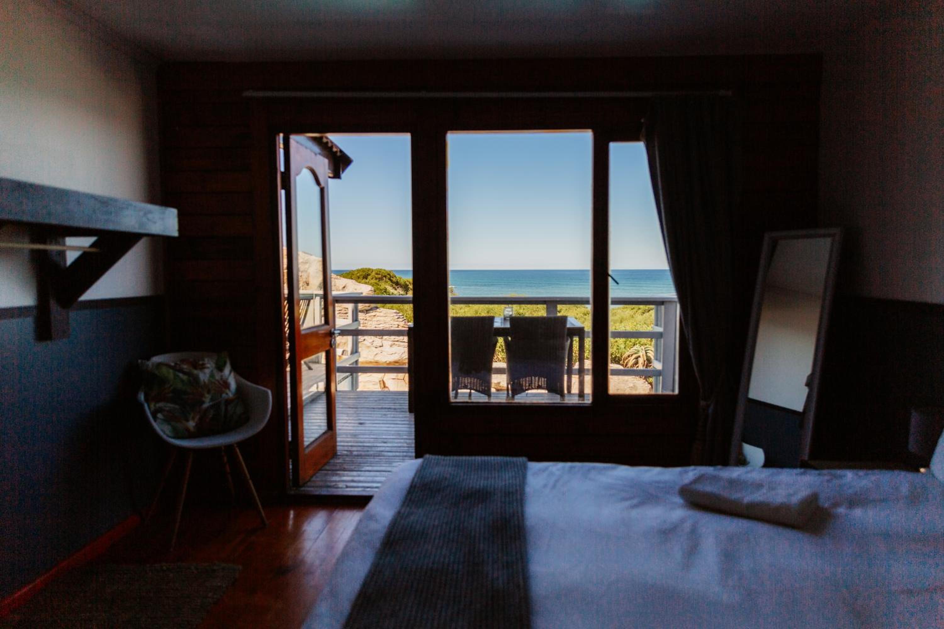 Double Room with Balcony and Sea View photo 2