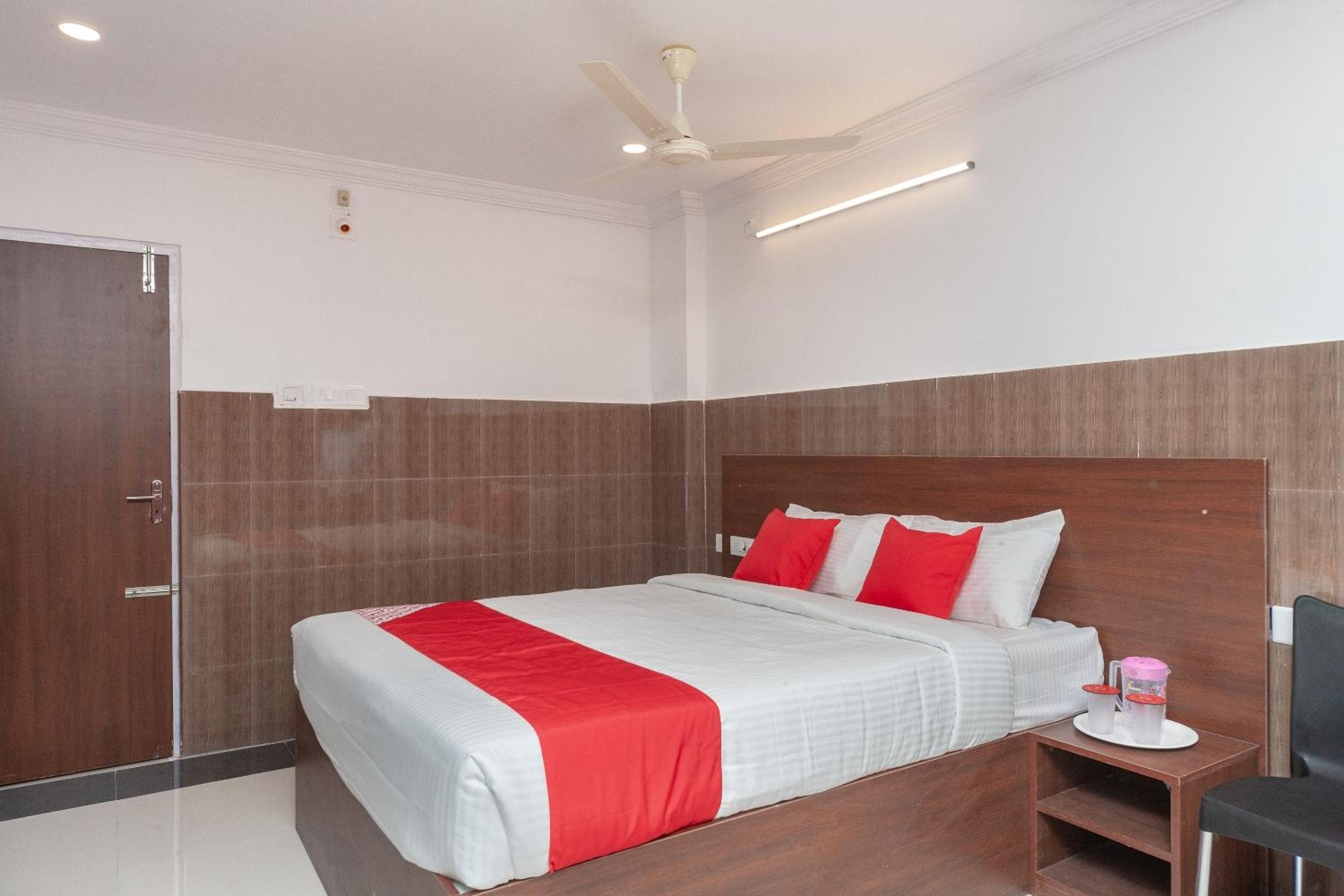 Small Single Room photo 1