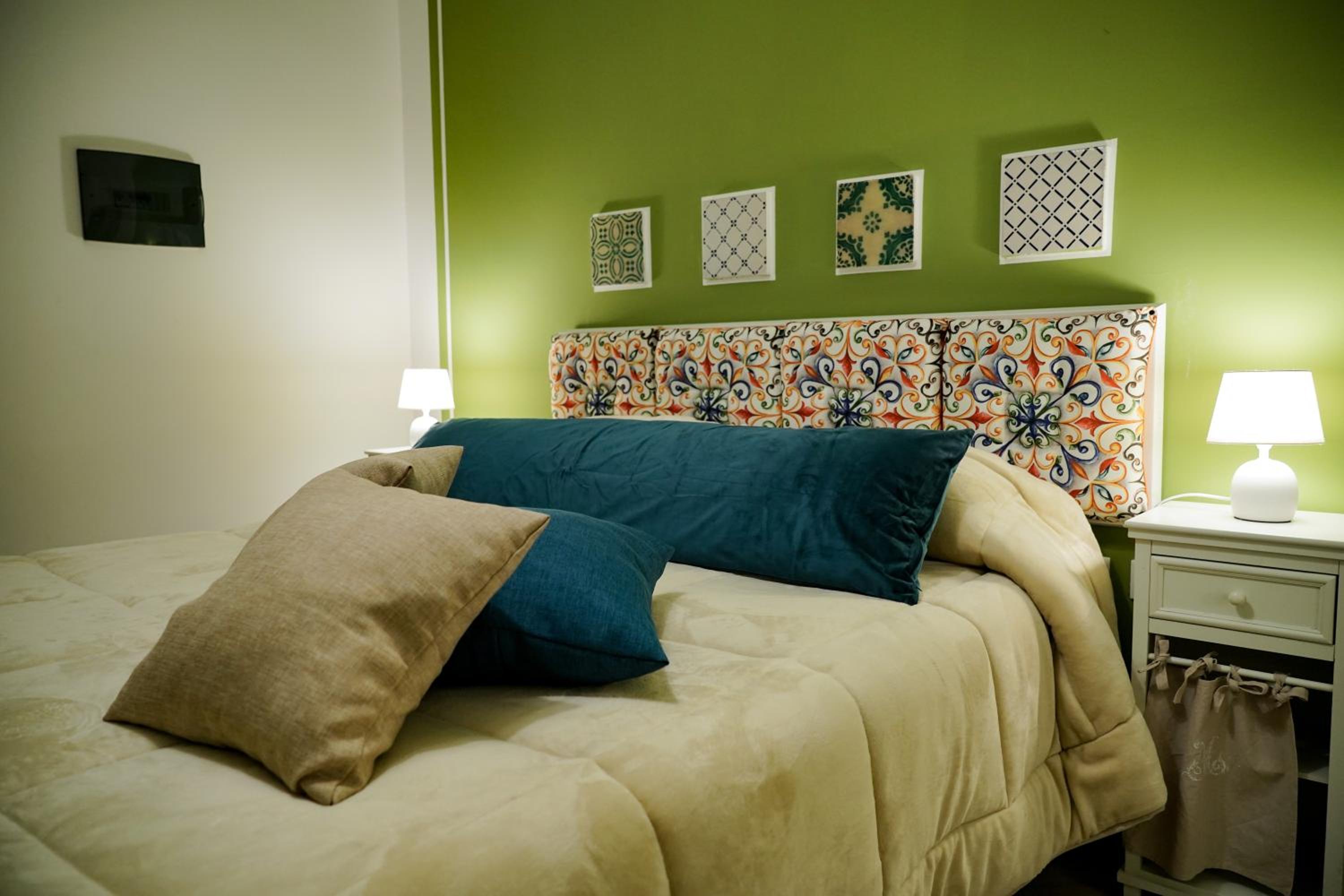 Standard Double Room - Photo 7