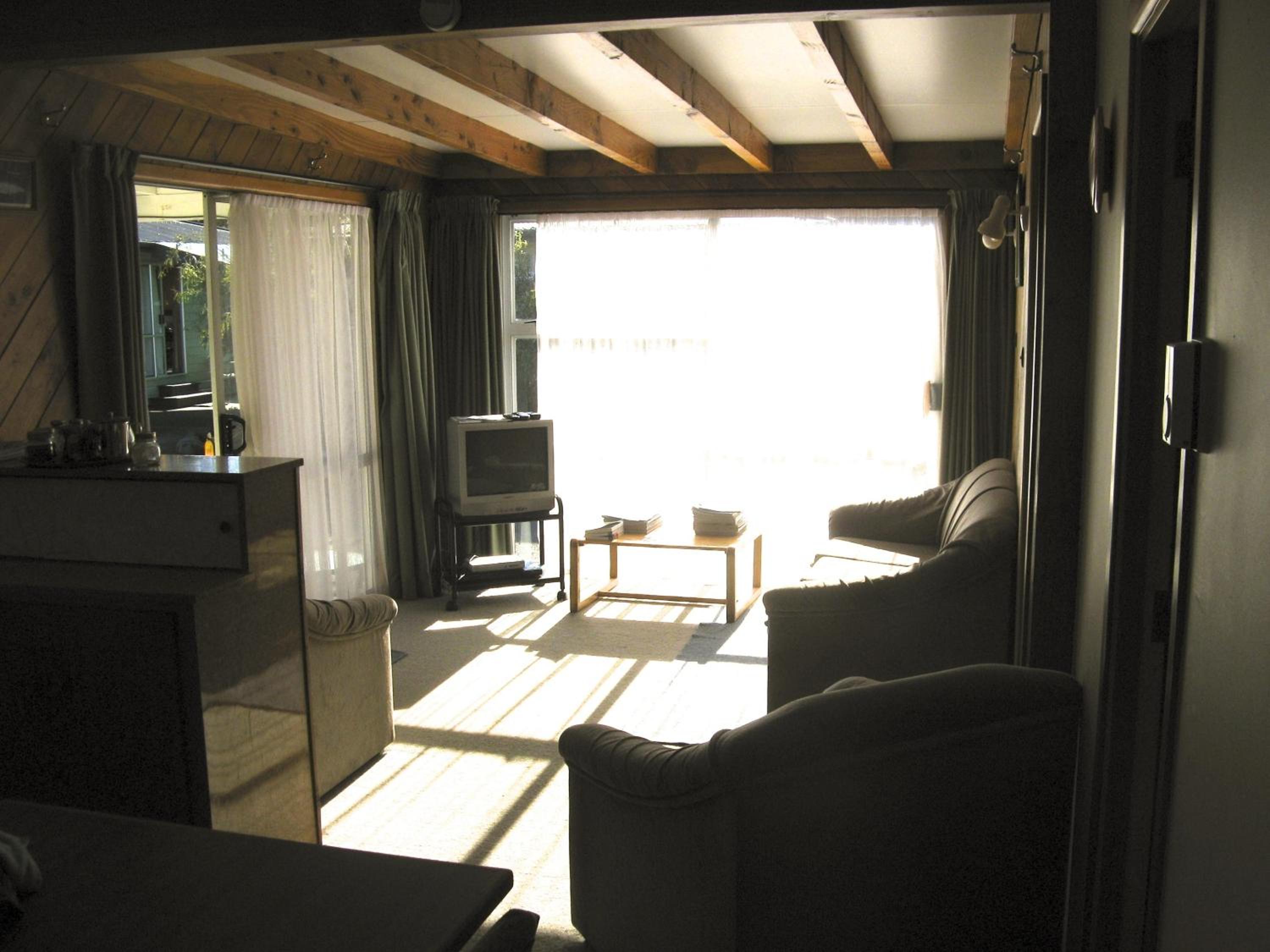 Superior Family Room - Photo 1