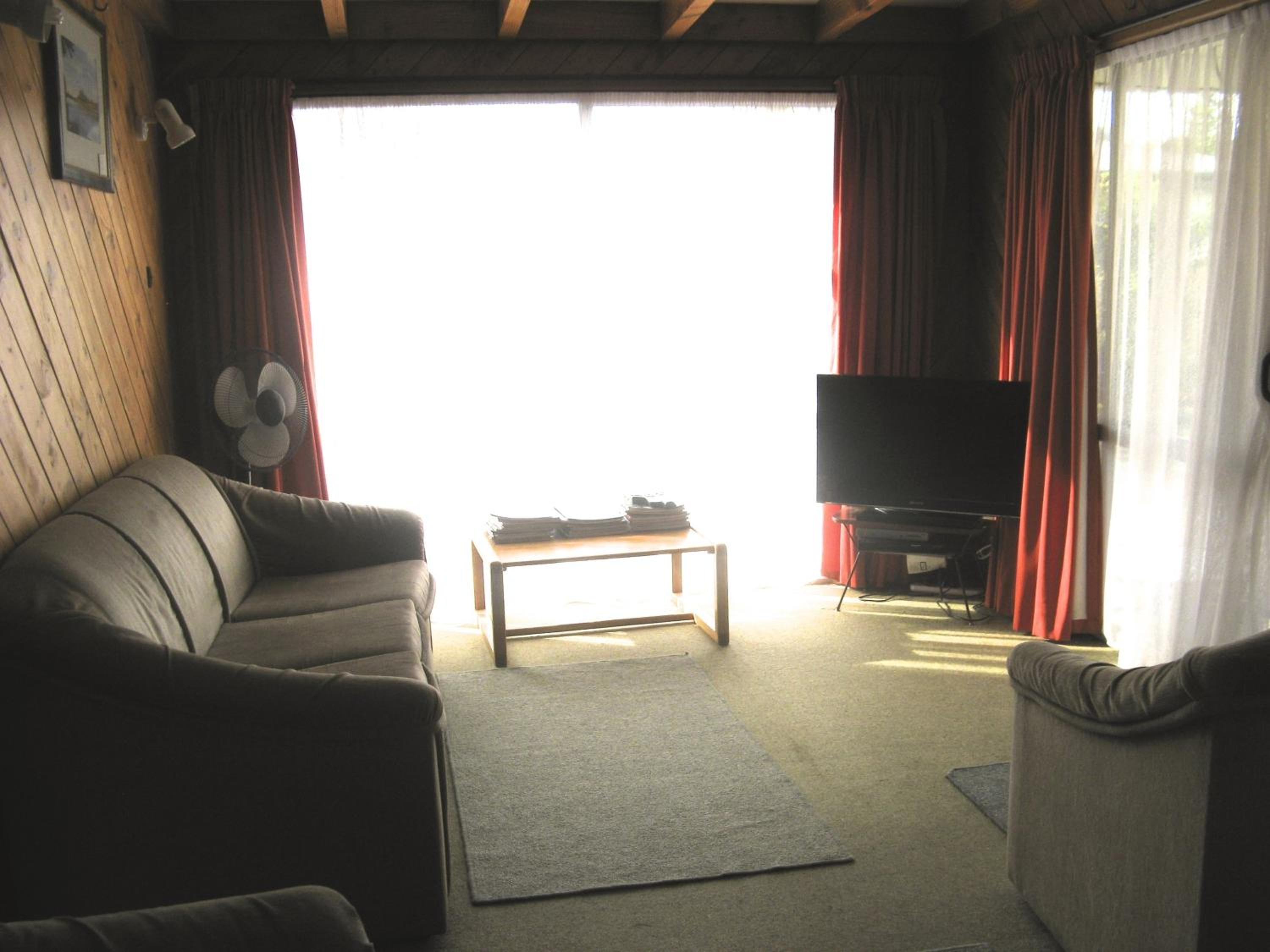 Family Room - Photo 9