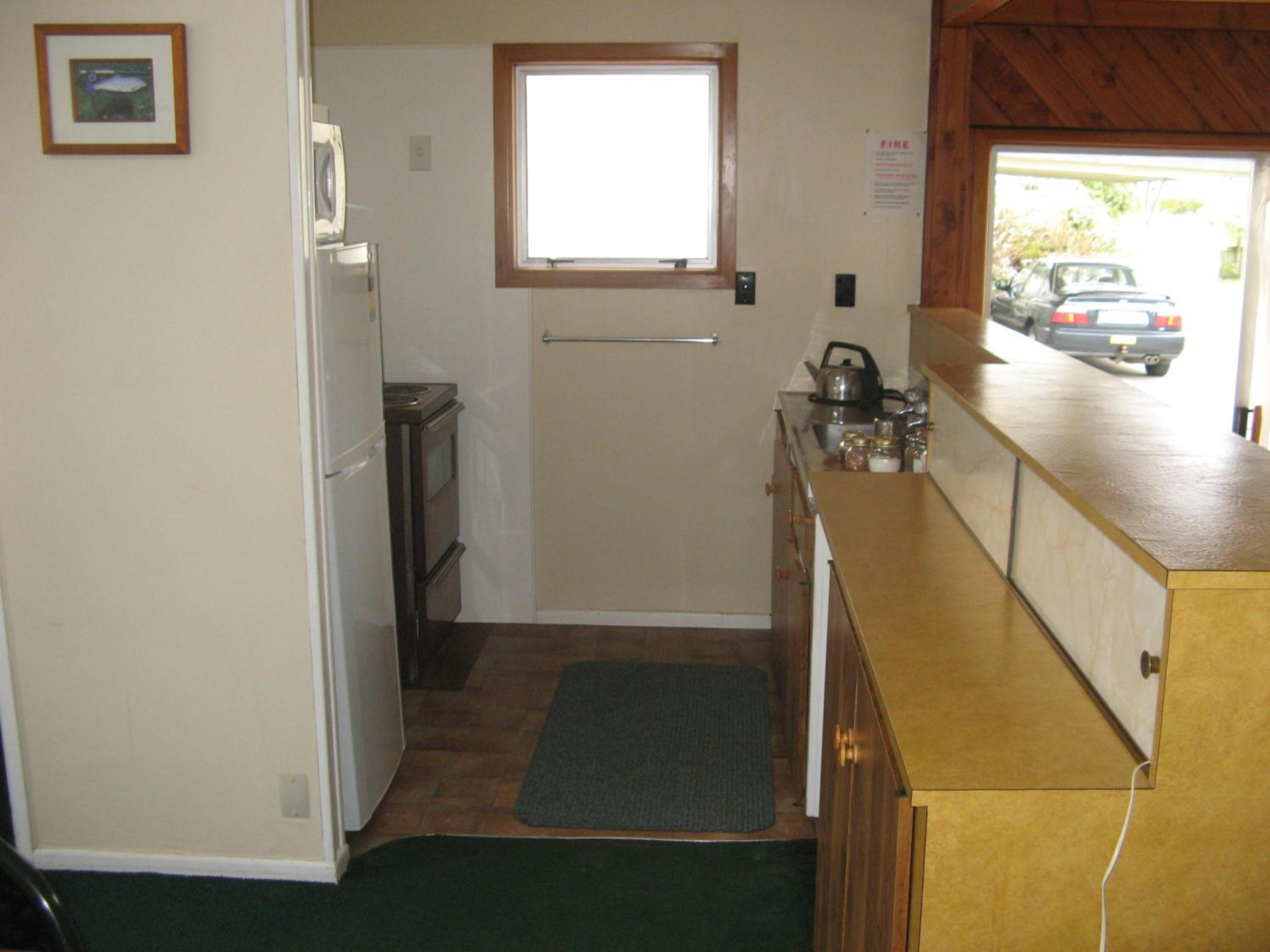 Family Room - Photo 11