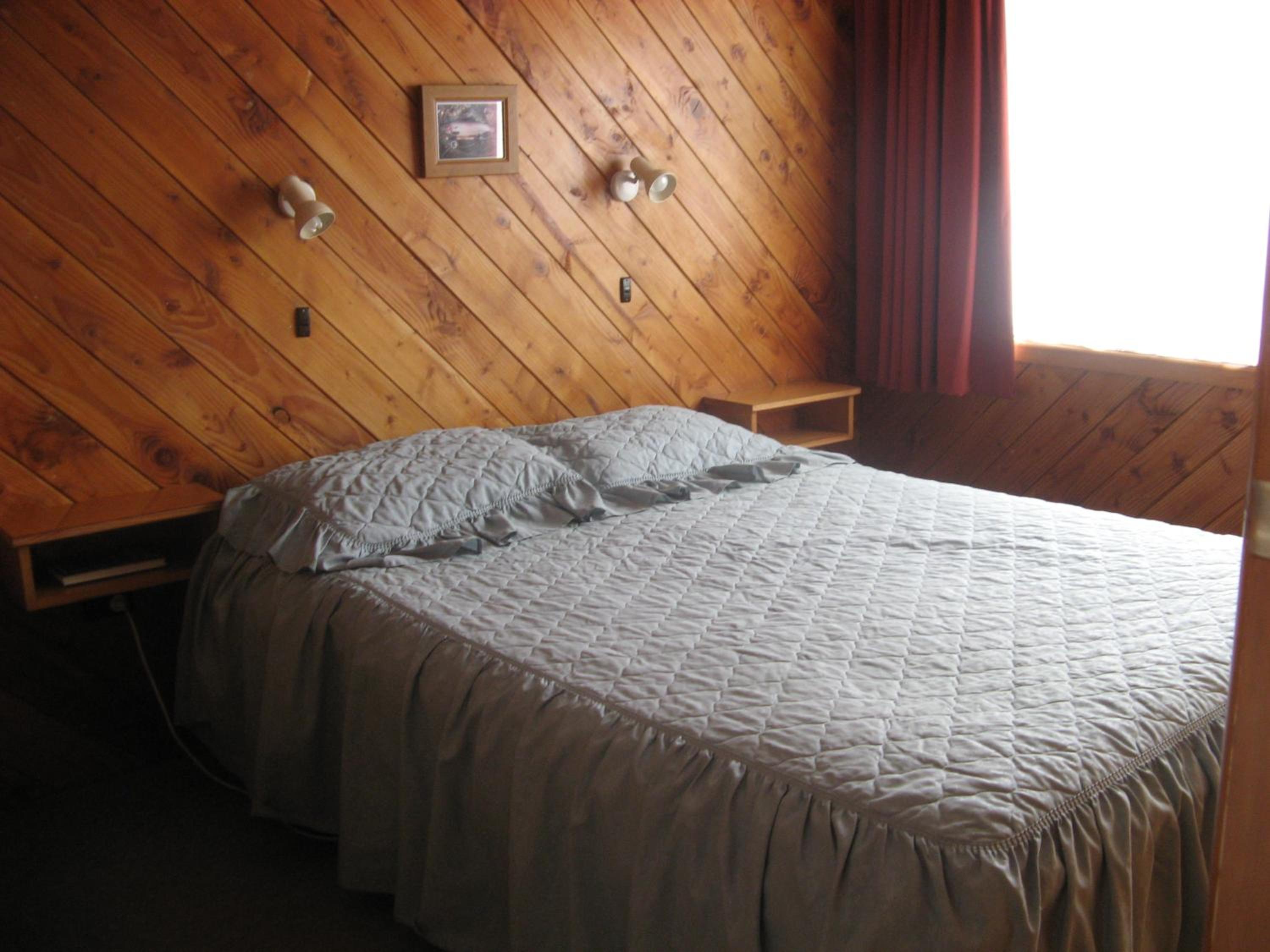 Family Room - Photo 10